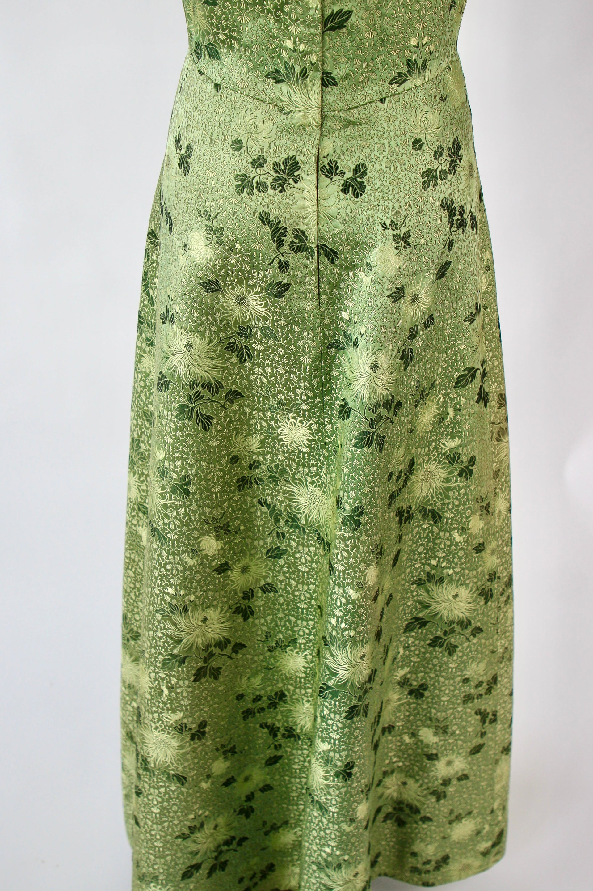 1950s 1960s Green/Gold Evening Gown with Chinese Inspired Pattern//Size XS/S