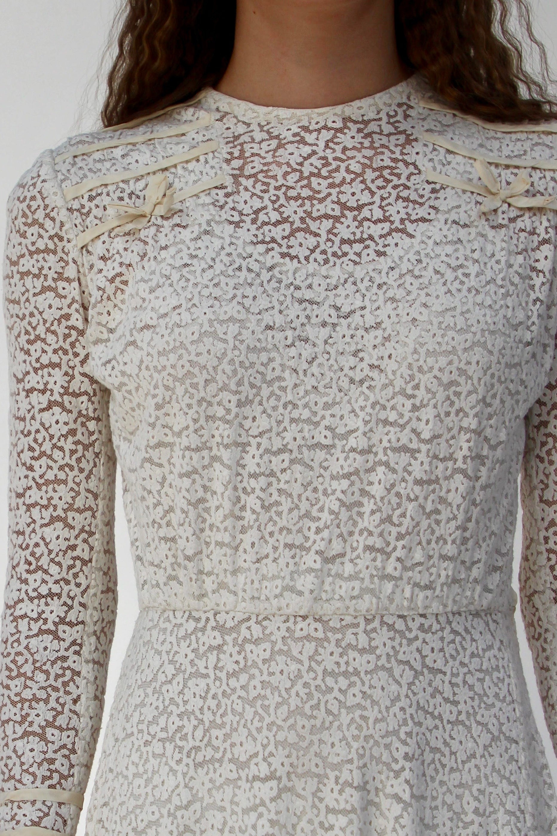 1920s 1930s Vintage Lace Wedding Dress // Size XS