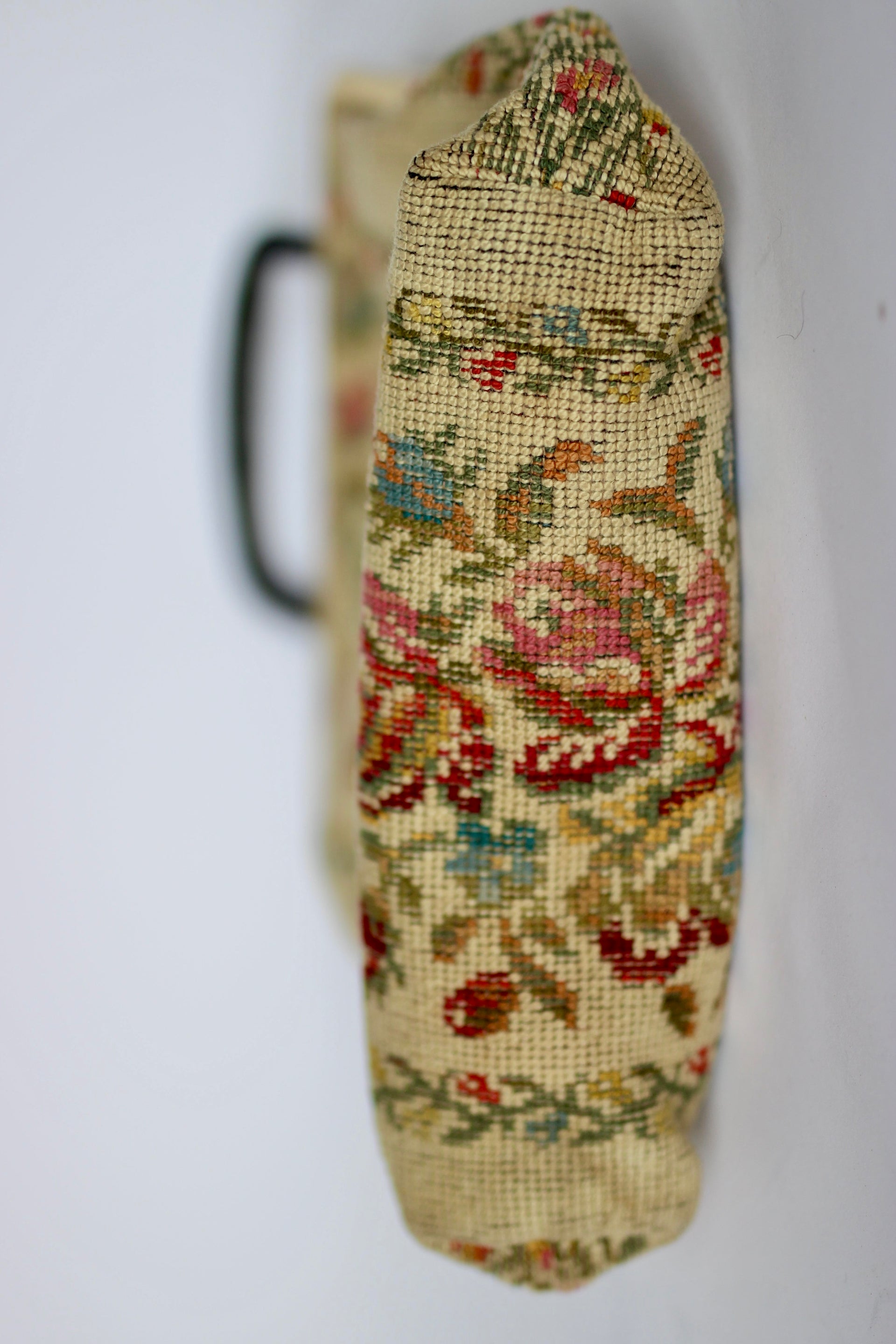 1930s 1940s Vintage Needlepoint  Embroidered Handbag