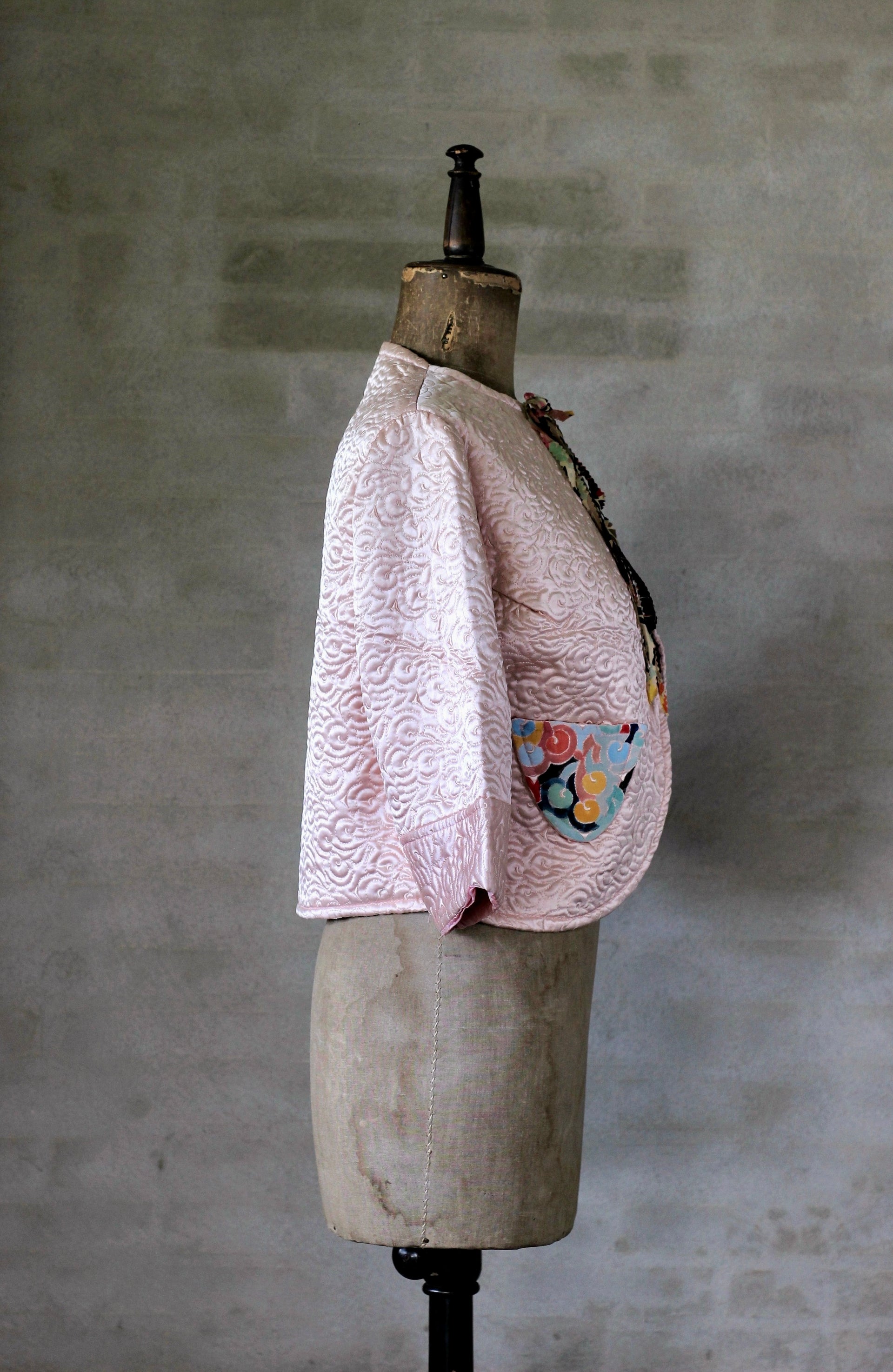 1930s Vintage Bed Jacket//Pink Satin//Art Deco Quilted Jacket//Size M