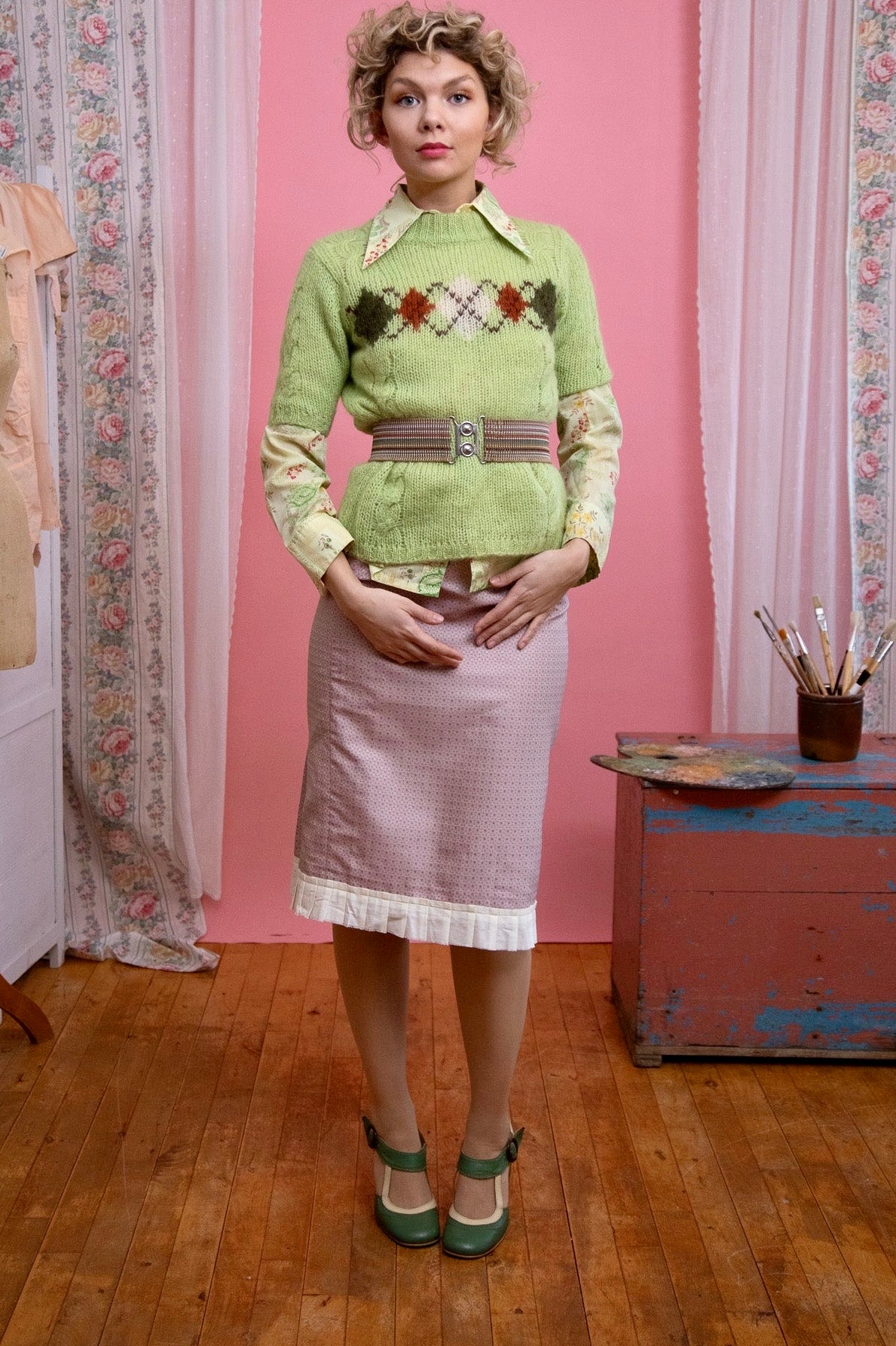 Late 1990s Vintage Rose Pencil Skirt // Danish Design // Size S/M