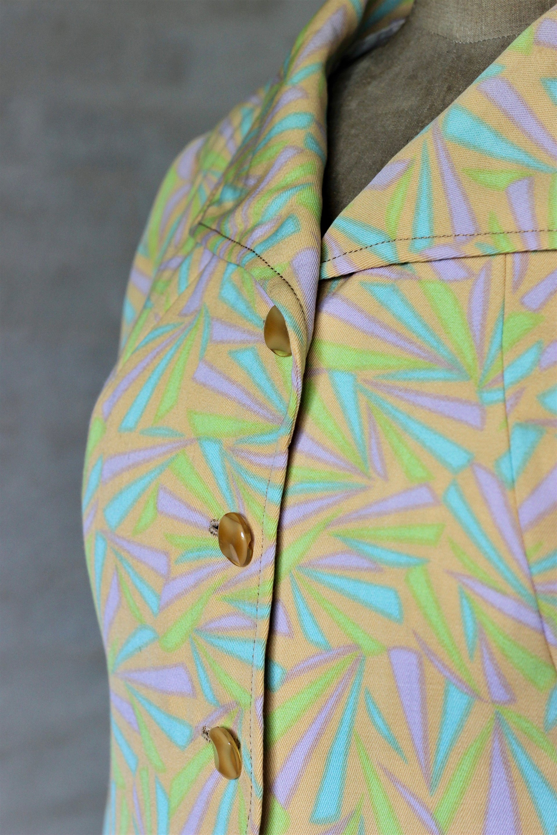 1960s 1970s Peplum Jacket/Psychedelic Yellow/Size L.