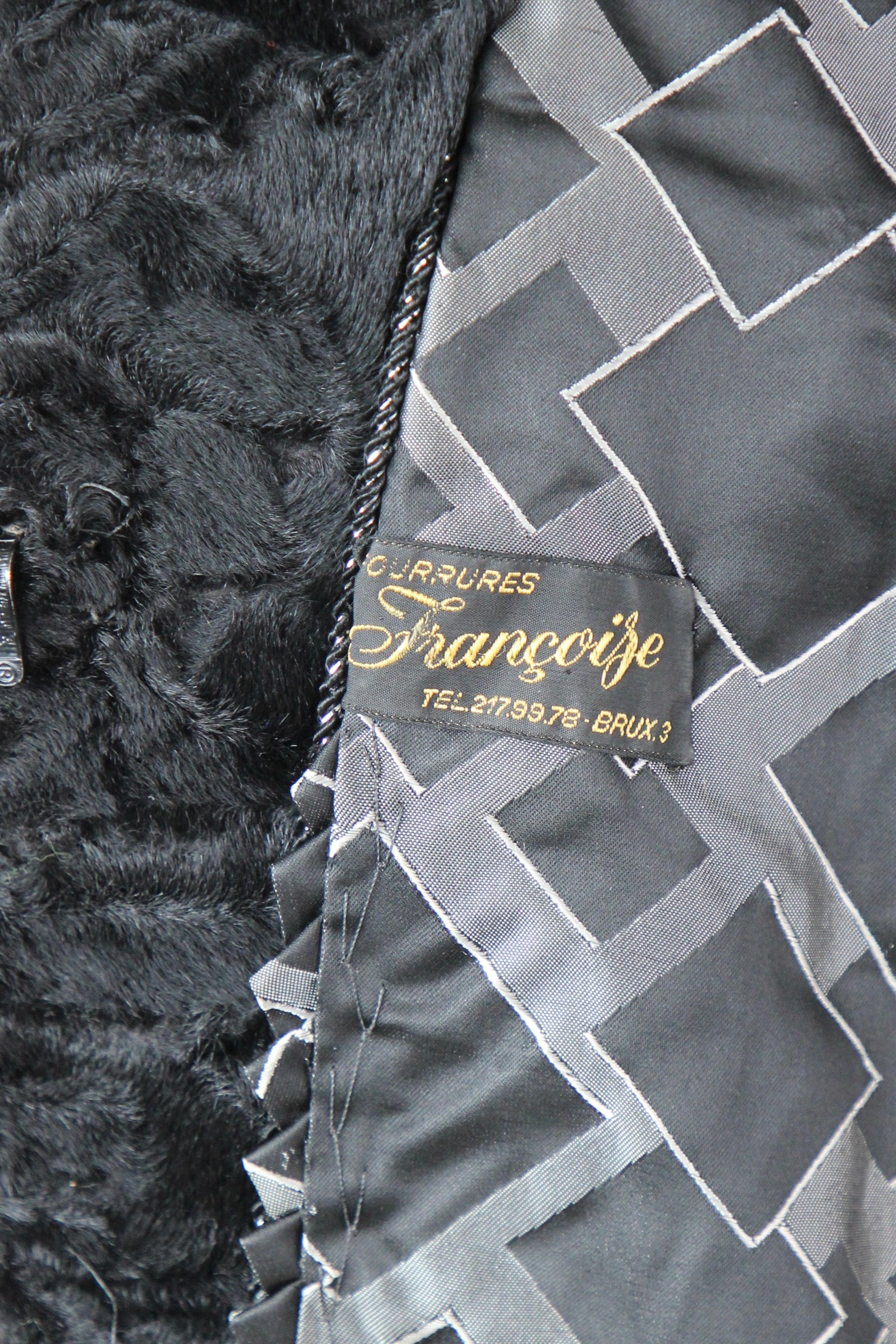 1950s Vintage Black Lamb Fur Coat // Size L/XL