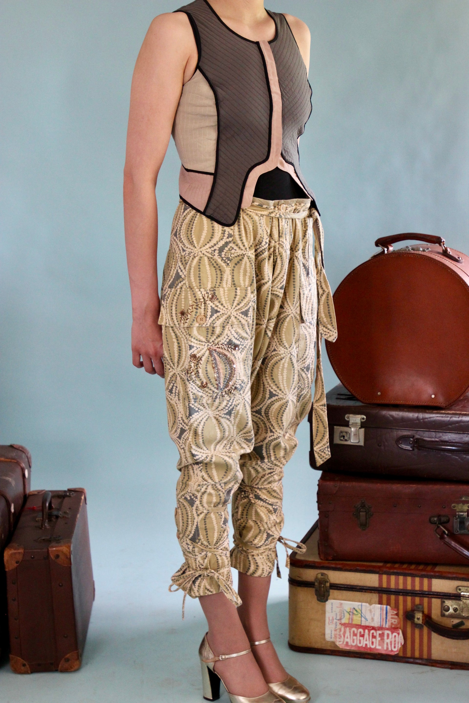 Vintage Low-waisted Pants // Danish Design // Size M