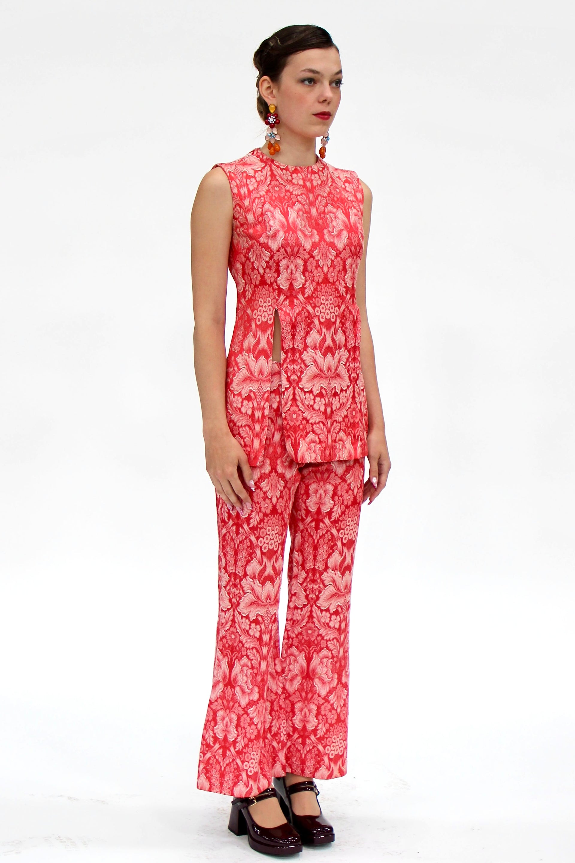 1950s Vintage Red and White Brocade Pantsuit // Size XS