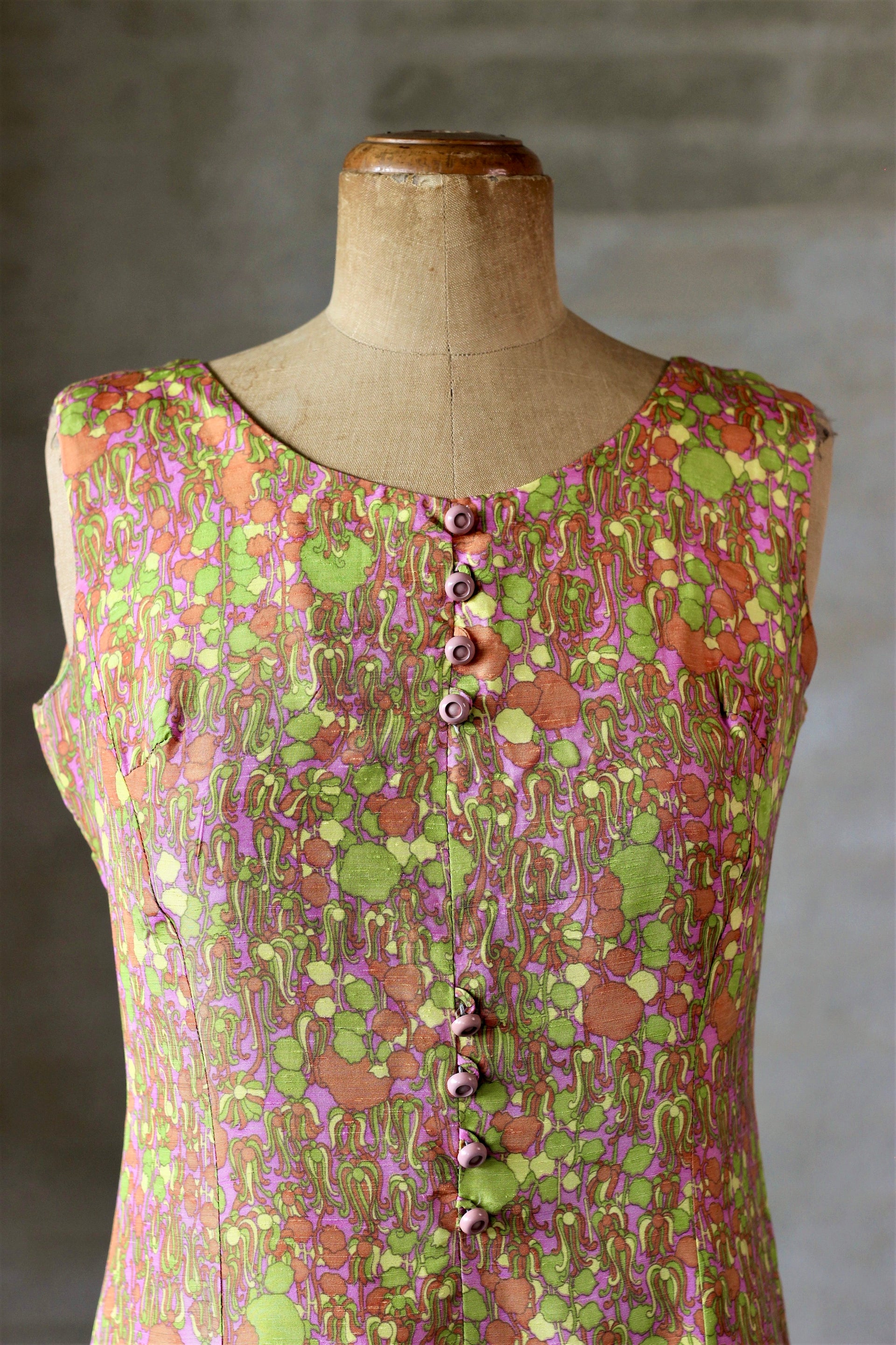 1970s Short Dress in Bright Colors//Size M