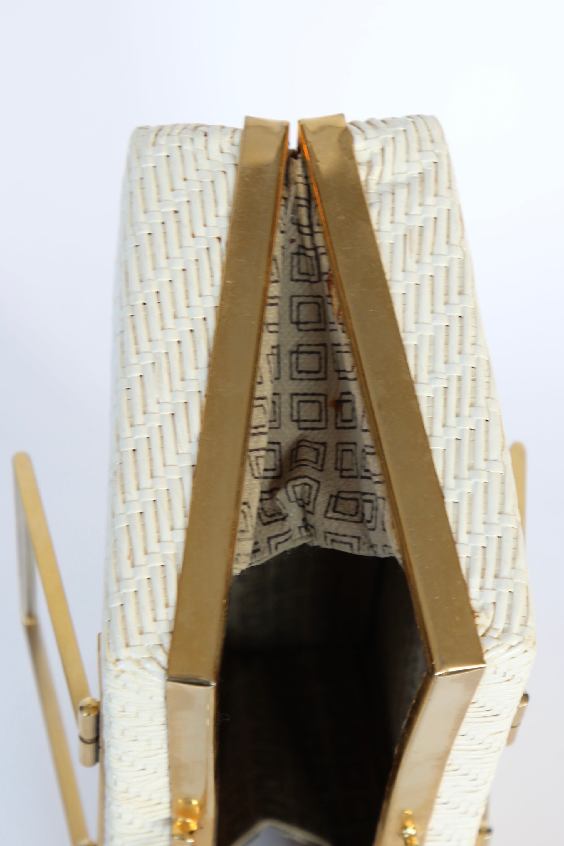1960s Ivory Straw Top Handle Bag / Purse