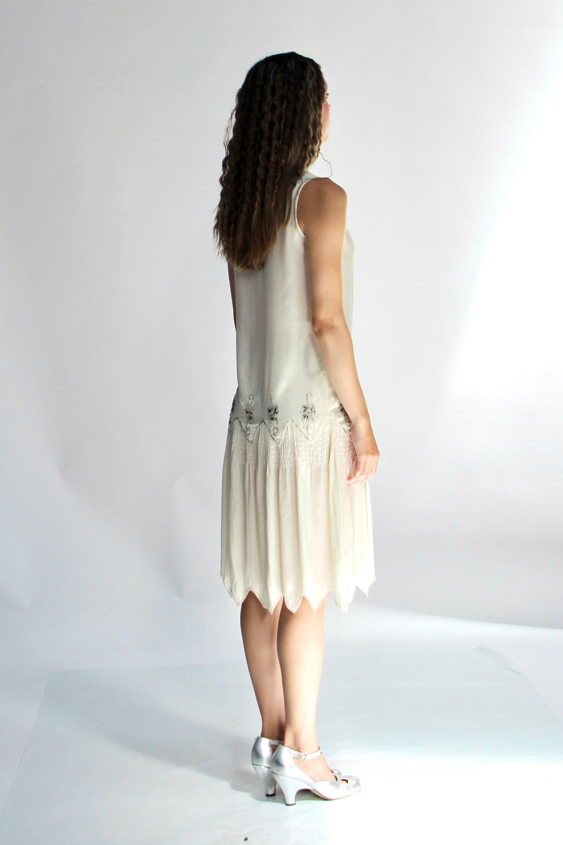 1920s White Silk Dress with Glass Beads and Rhinestones
