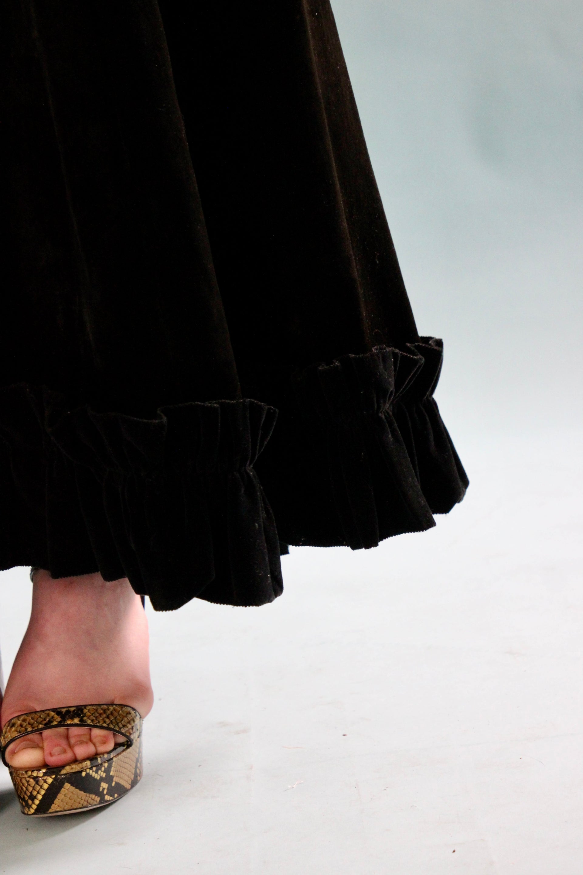 1930s Vintage Dark Brown and Black Velvet Evening Dress // Size XS/S