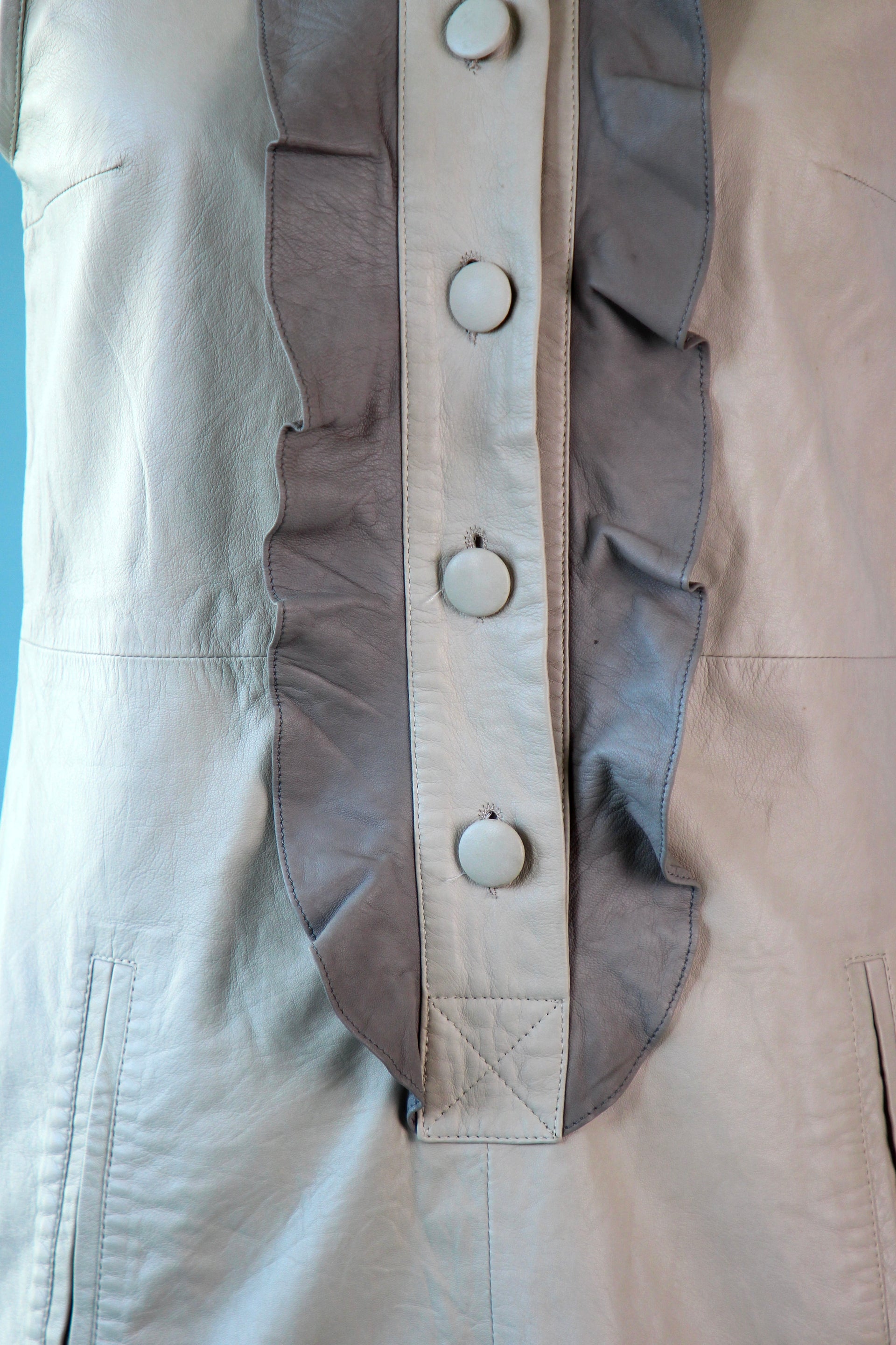 Vintage Baum und Pferdgarten Ivory Shift Leather Dress // Size EU 38