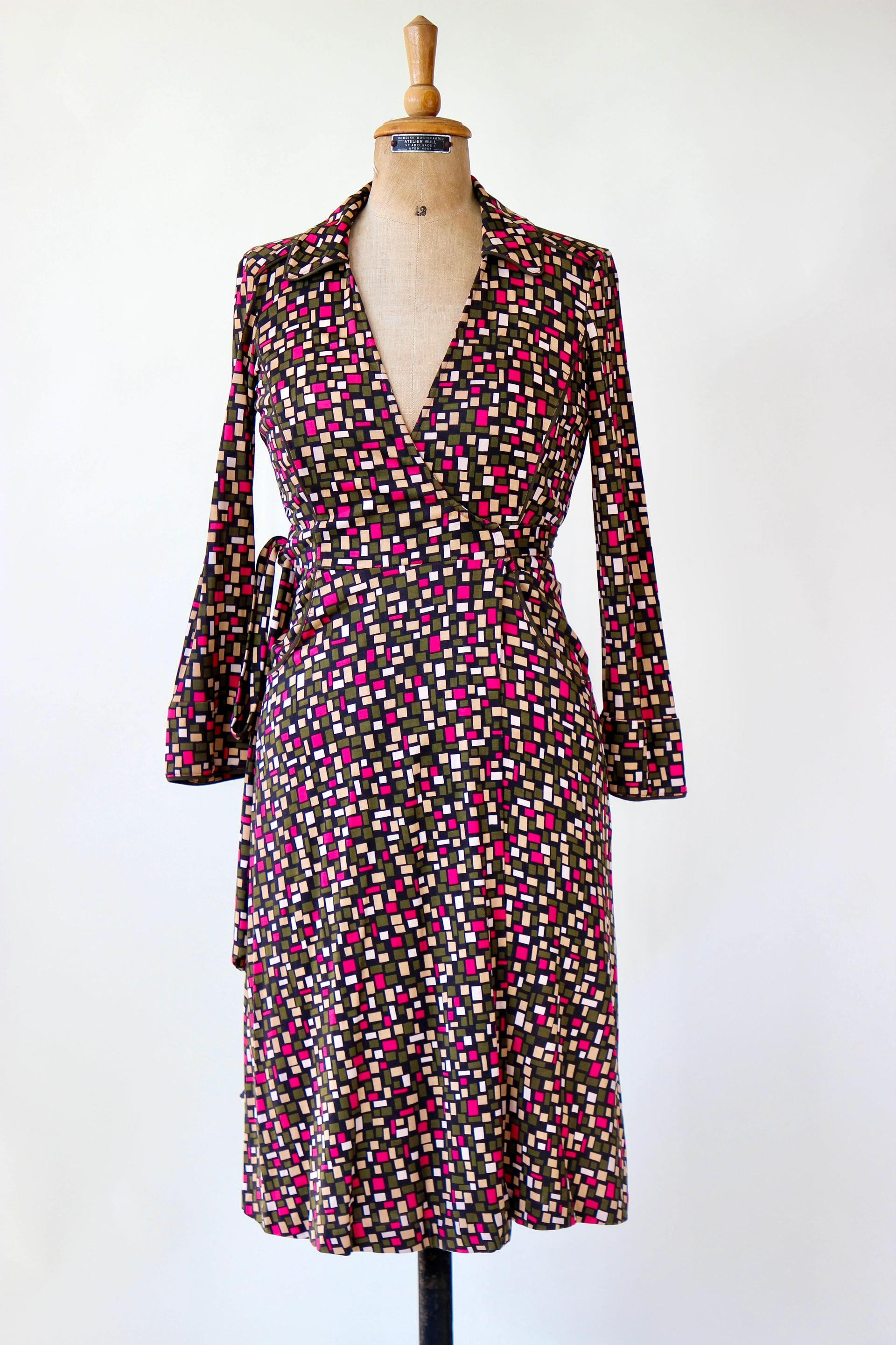 Vintage Silk Wrap Dress // Size S