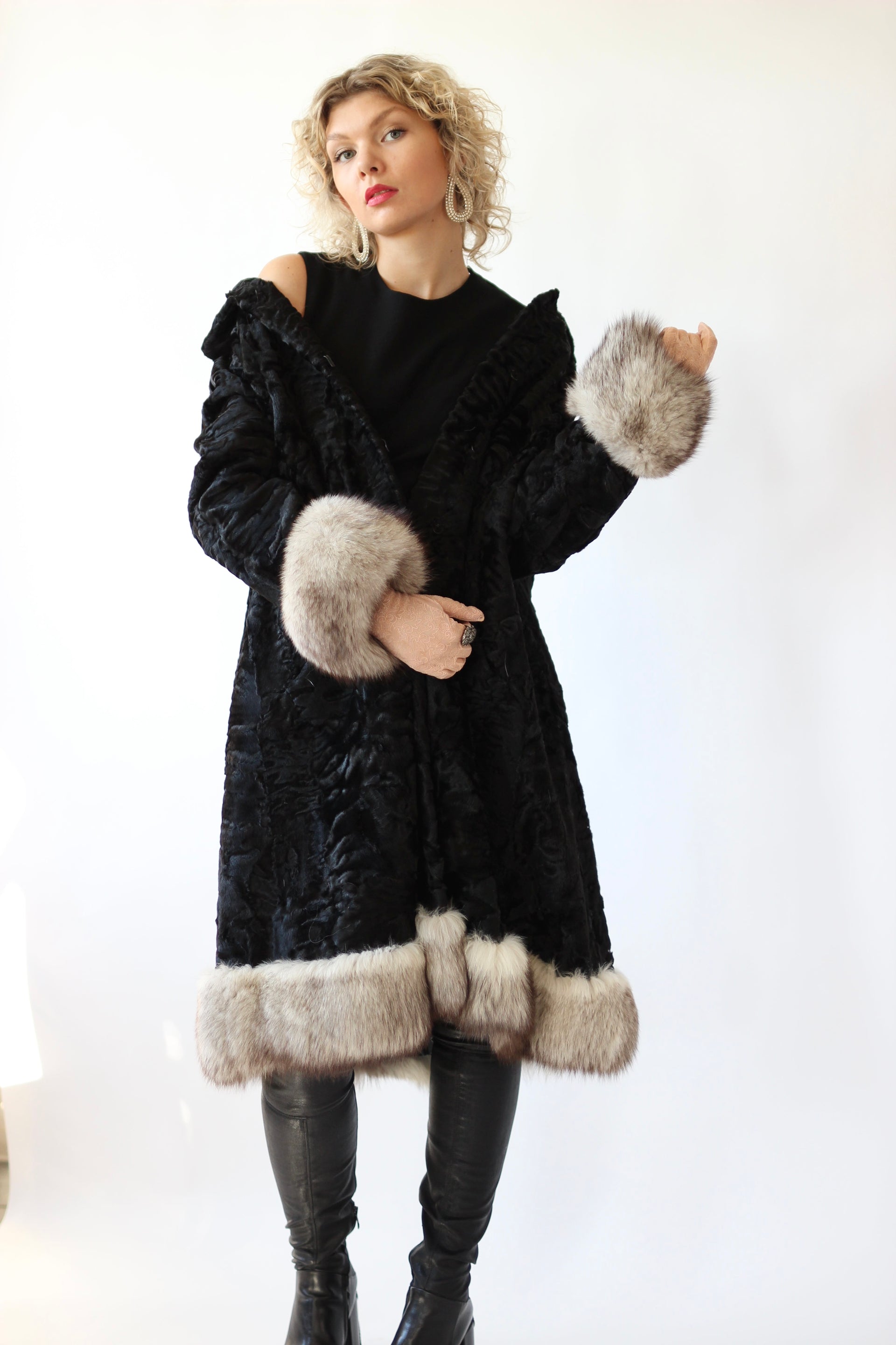 1950s Vintage Black Lamb Fur Coat // Size L/XL