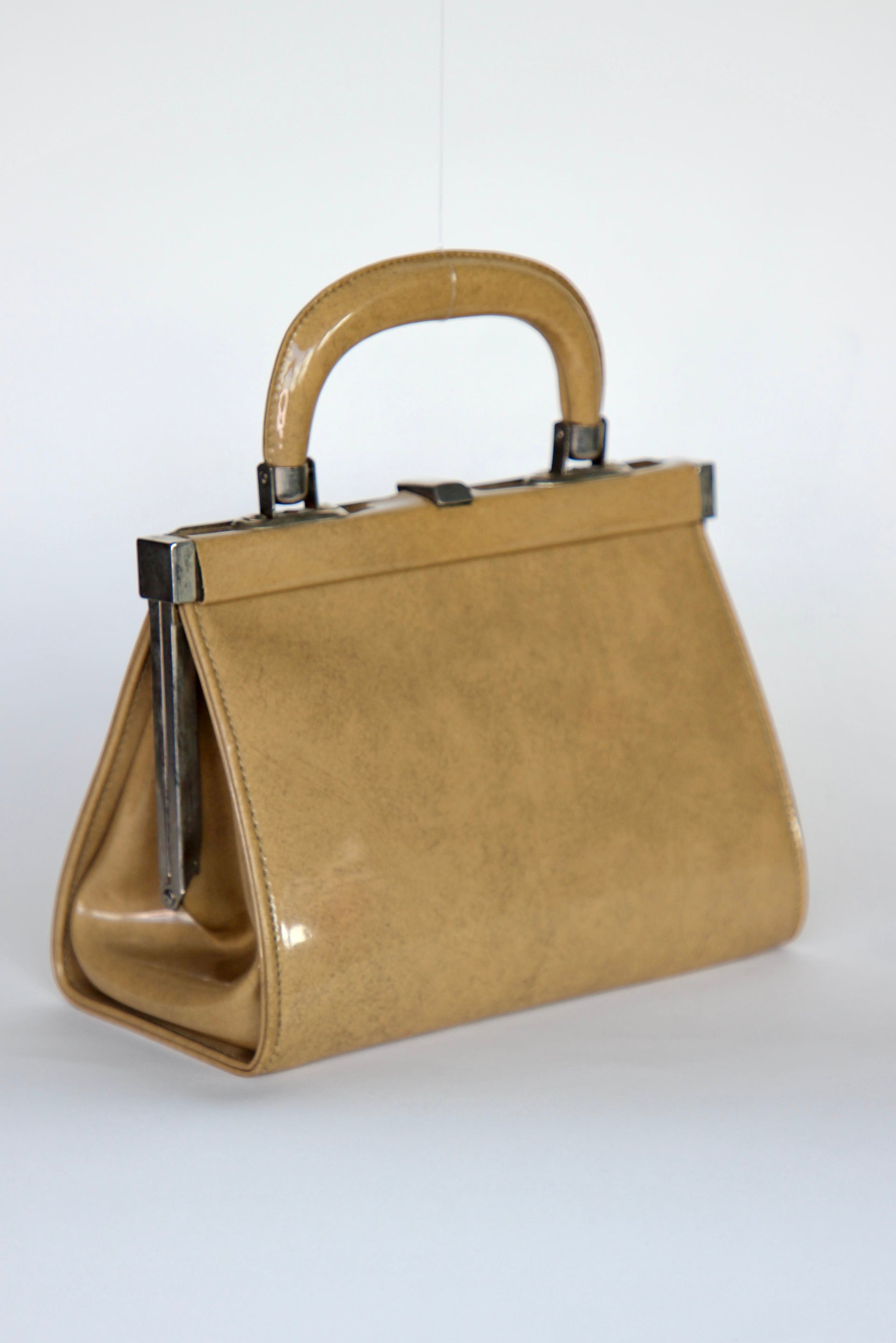 1960s Vintage Beige/Camel Vinyl Top Handle Bag/Purse with Silver Closure.