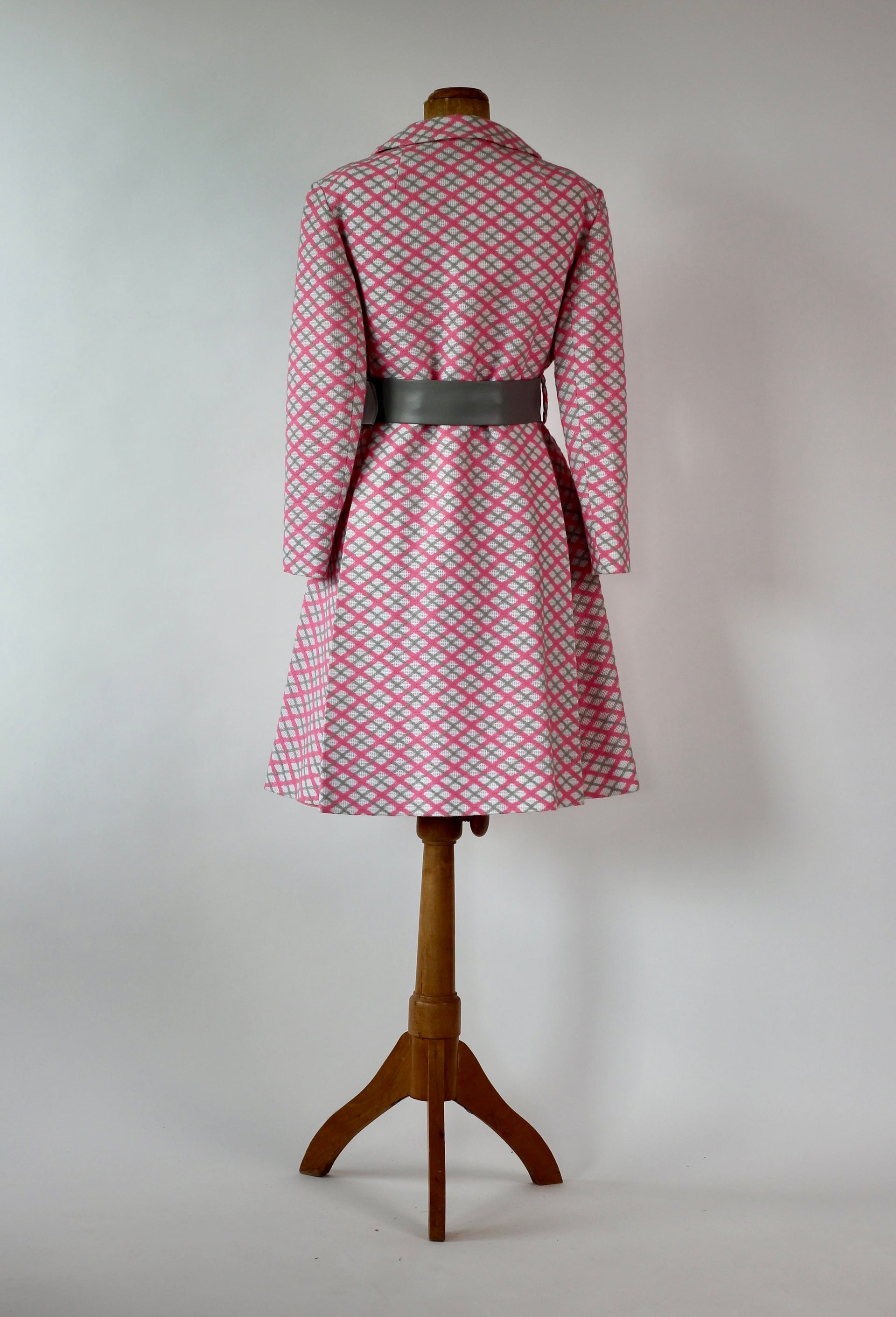 1960s Designer Mod Coat in Harlequin Pattern // Size L