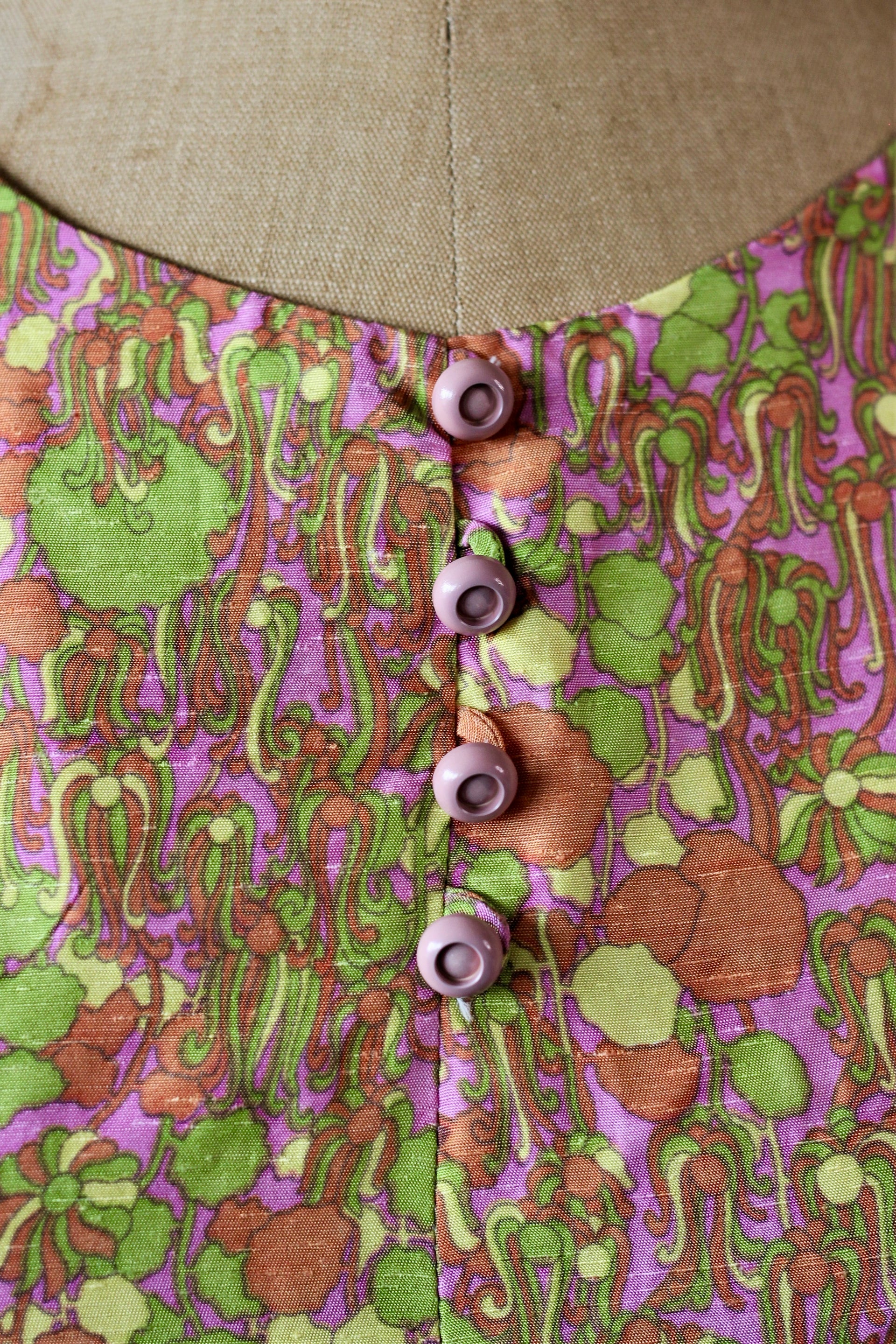 1970s Short Dress in Bright Colors//Size M