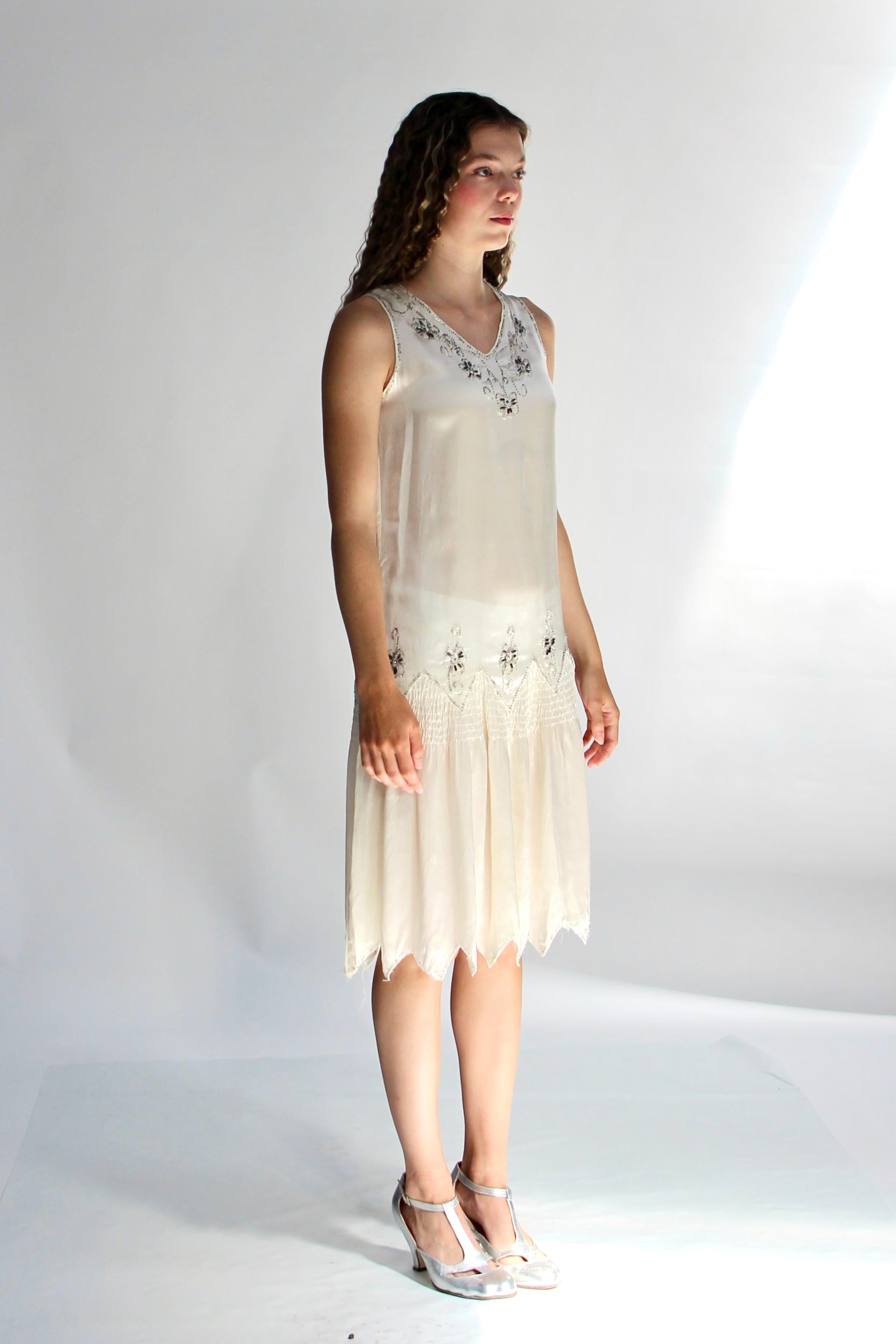 1920s White Silk Dress with Glass Beads and Rhinestones