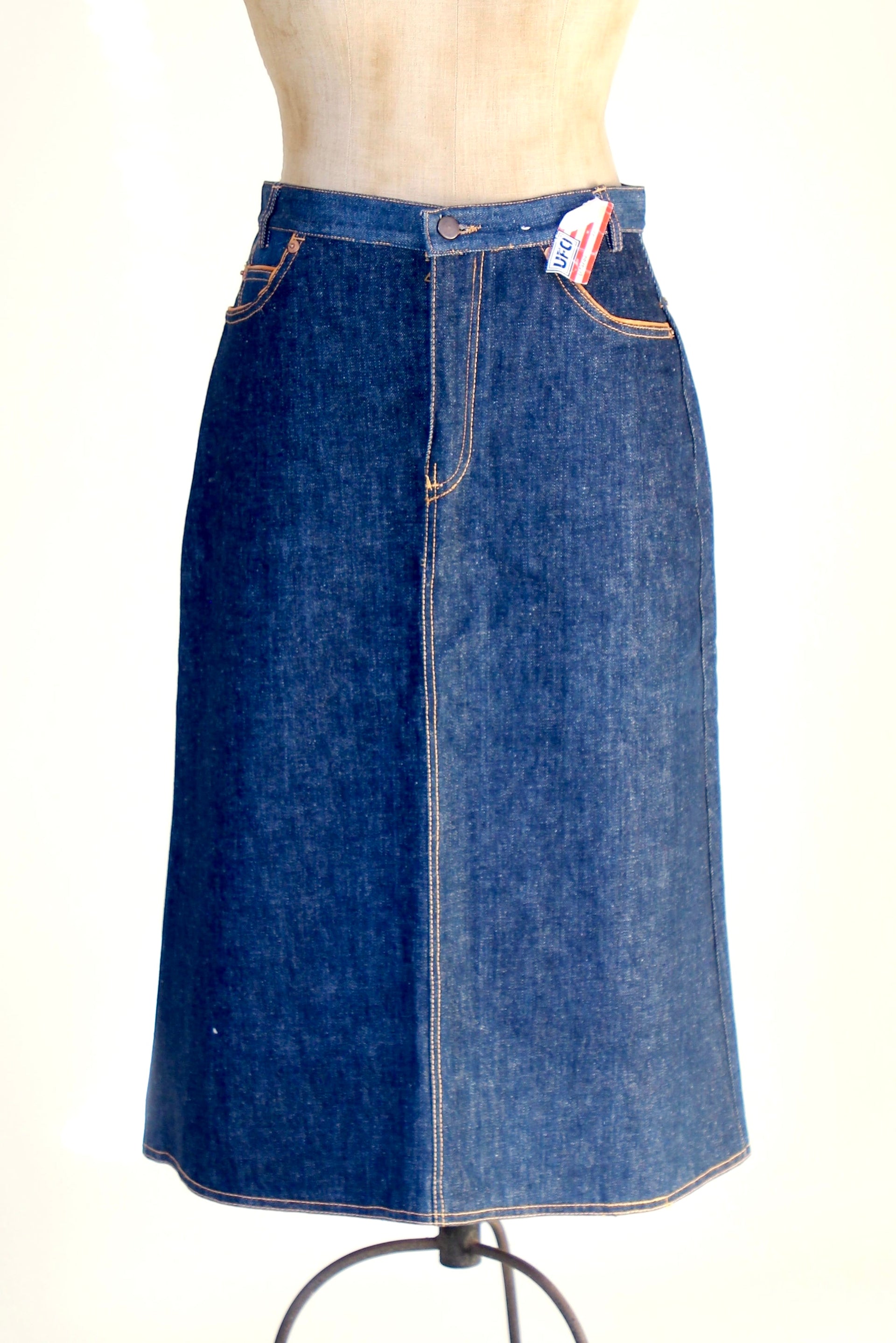 1970s DEADSTOCK Blue Denim Vintage Skirt With // Size M