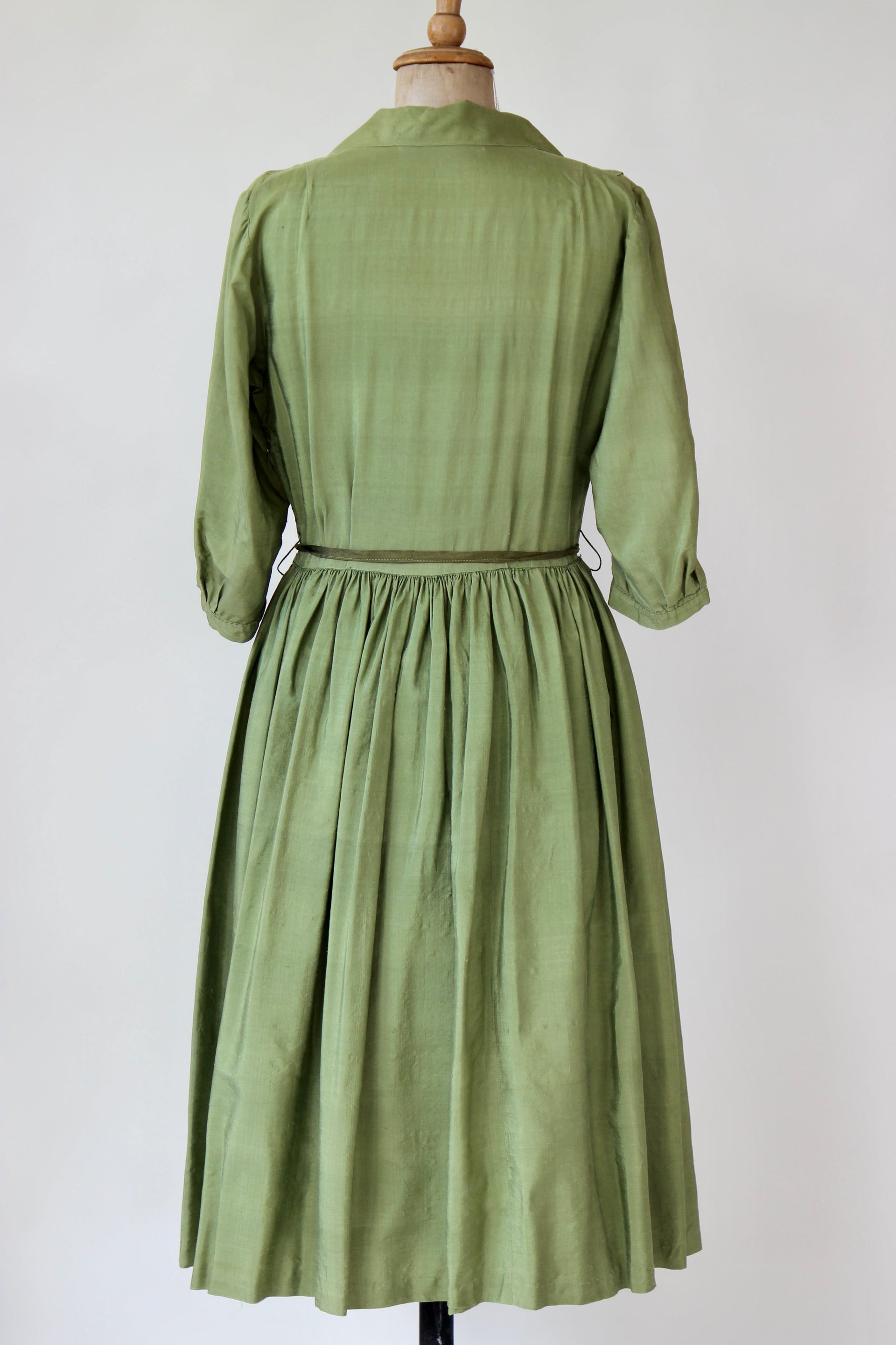 1970s Green Silk Designer Shirt Dress//Size S/M