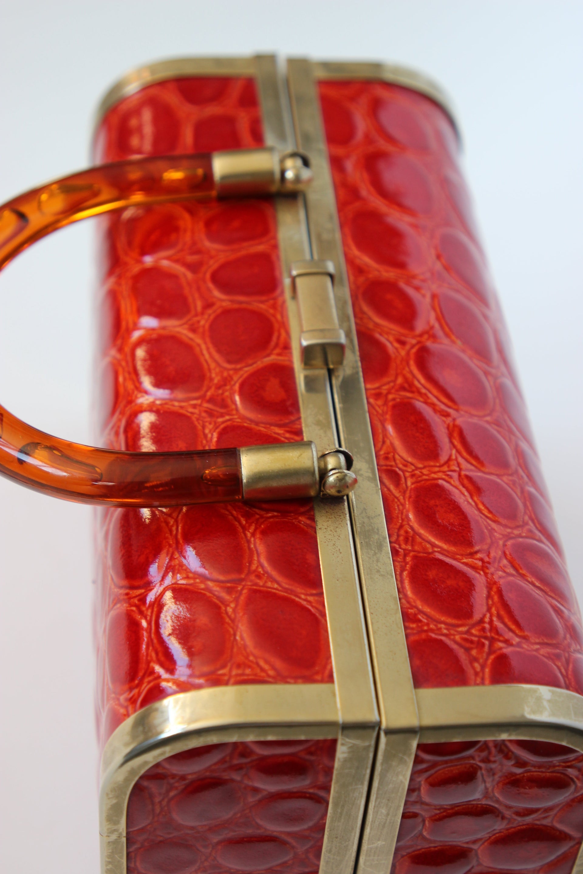 1950s 1960s Bright Red Leather Box Top Handle Bag/Purse