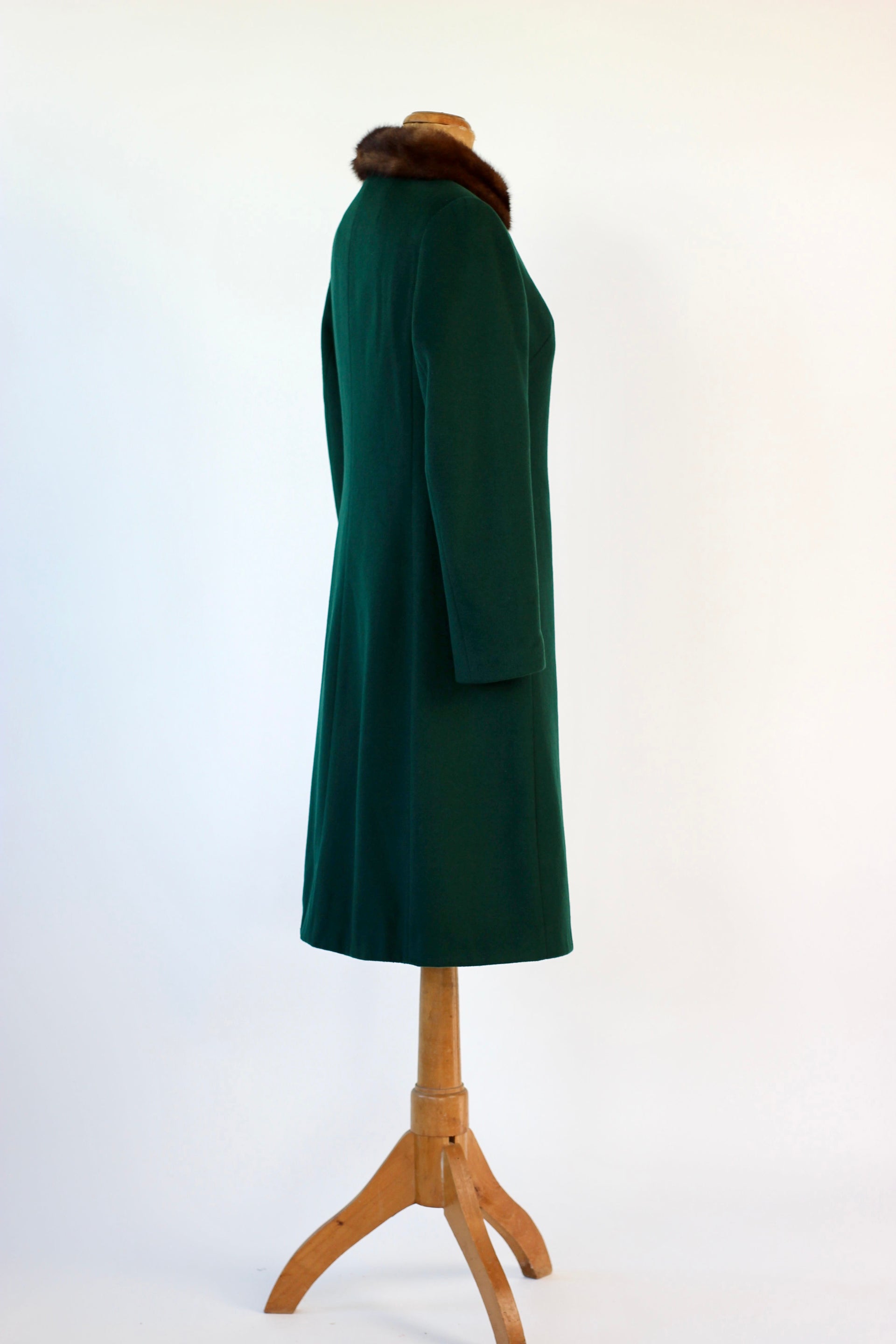 1960s Vintage Green Emerald Wool Coat with Brown Collar // Size M