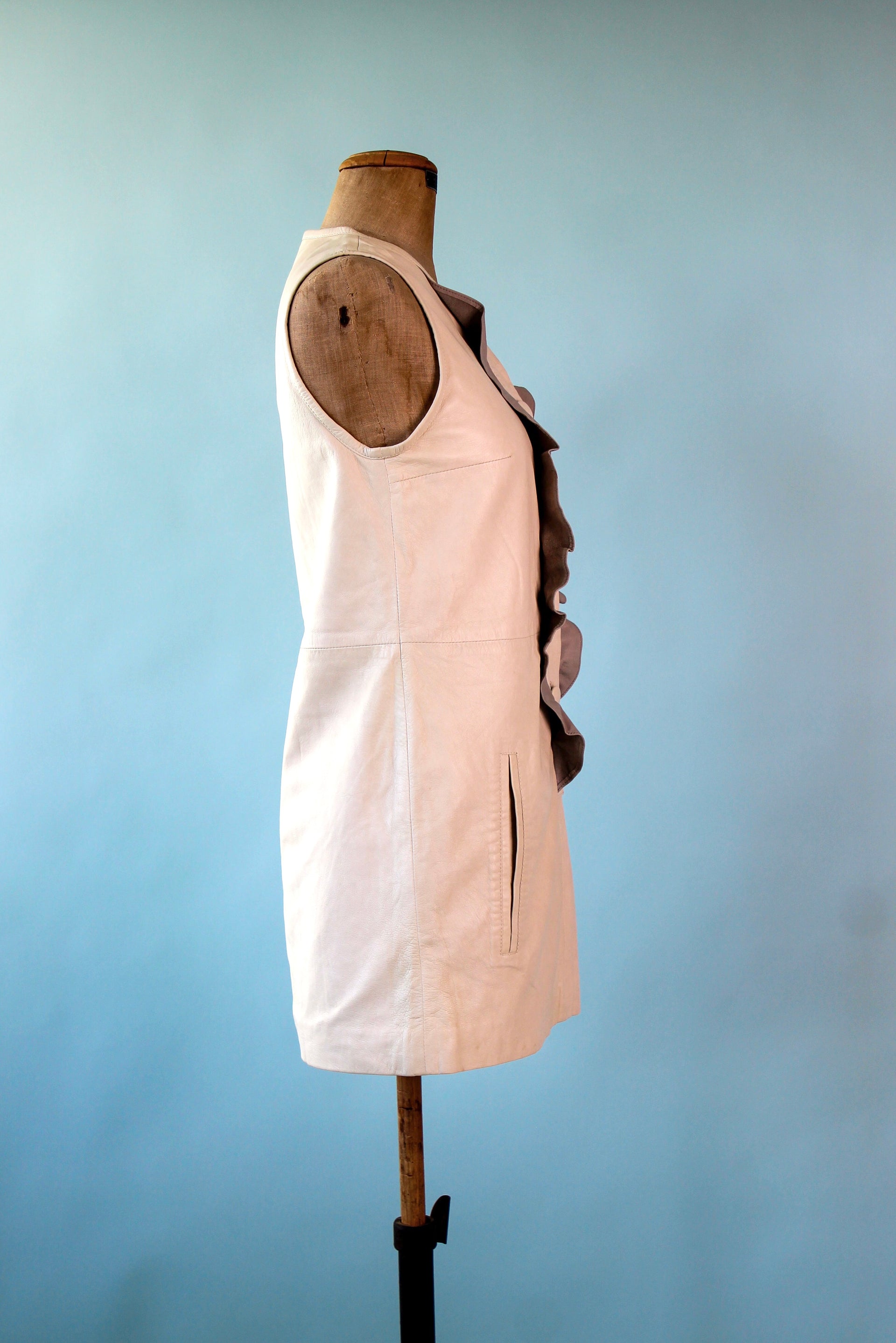 Vintage Baum und Pferdgarten Ivory Shift Leather Dress // Size EU 38