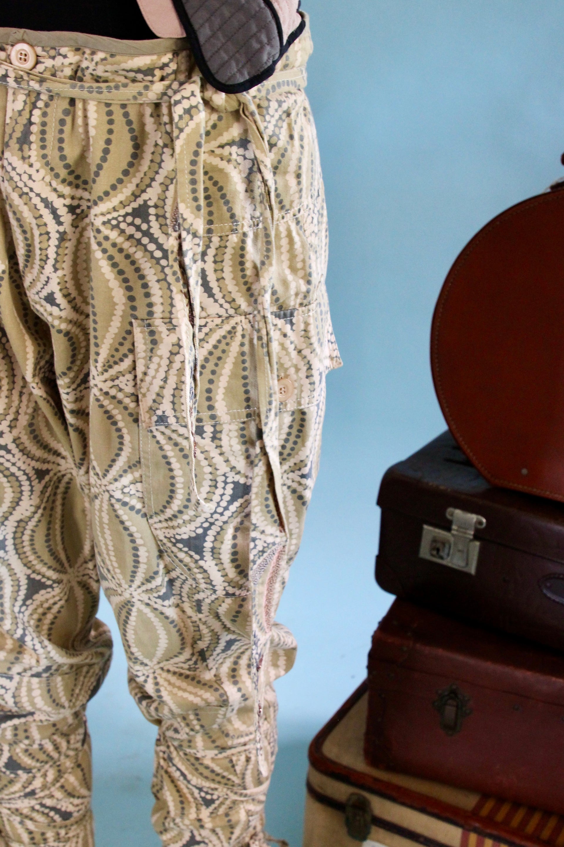 Vintage Low-waisted Pants // Danish Design // Size M