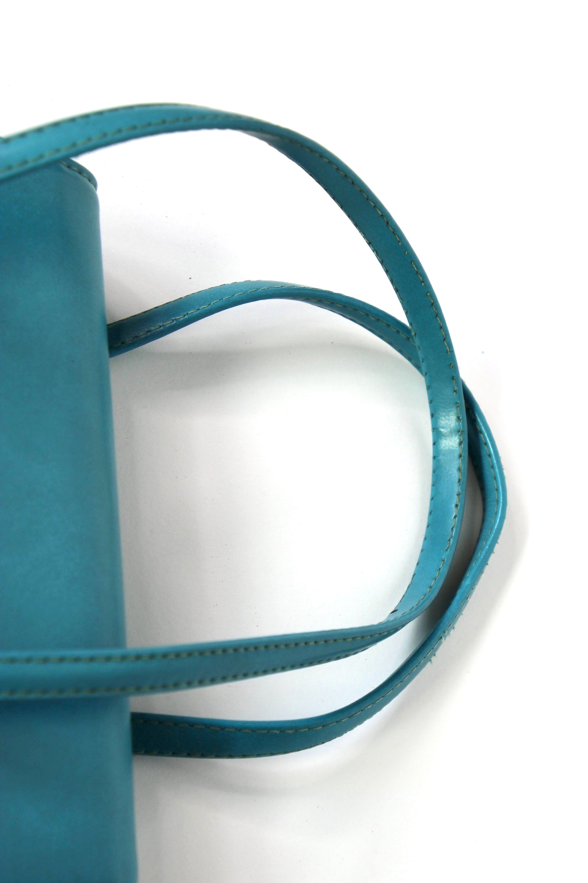 1970s Vintage Blue Vinyl Purse / Top Handle Bag