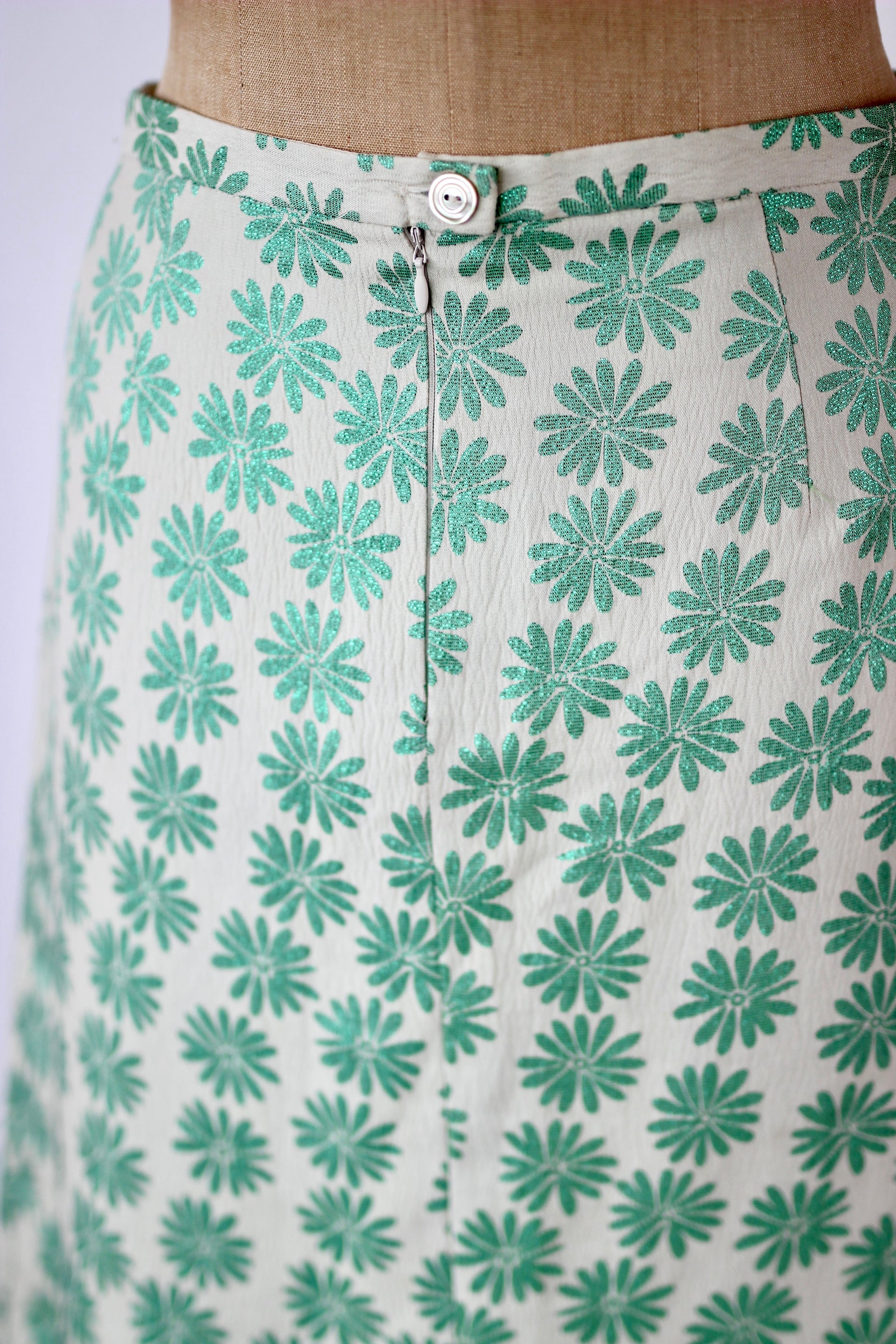 Vintage Y2K Ivory Skirt with Green Flowers // Danish Design // Size M