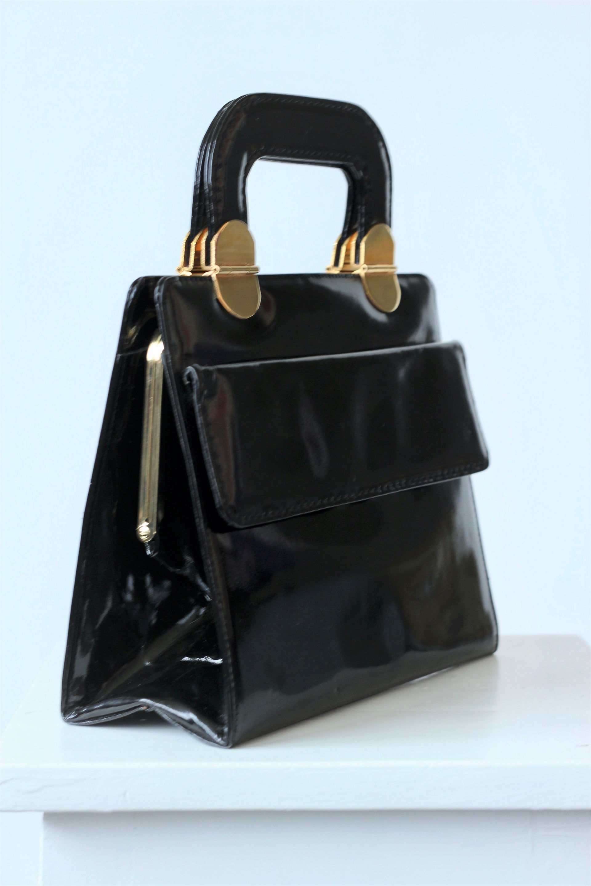 1980s Vintage Black Patent Leather Box Hand Bag