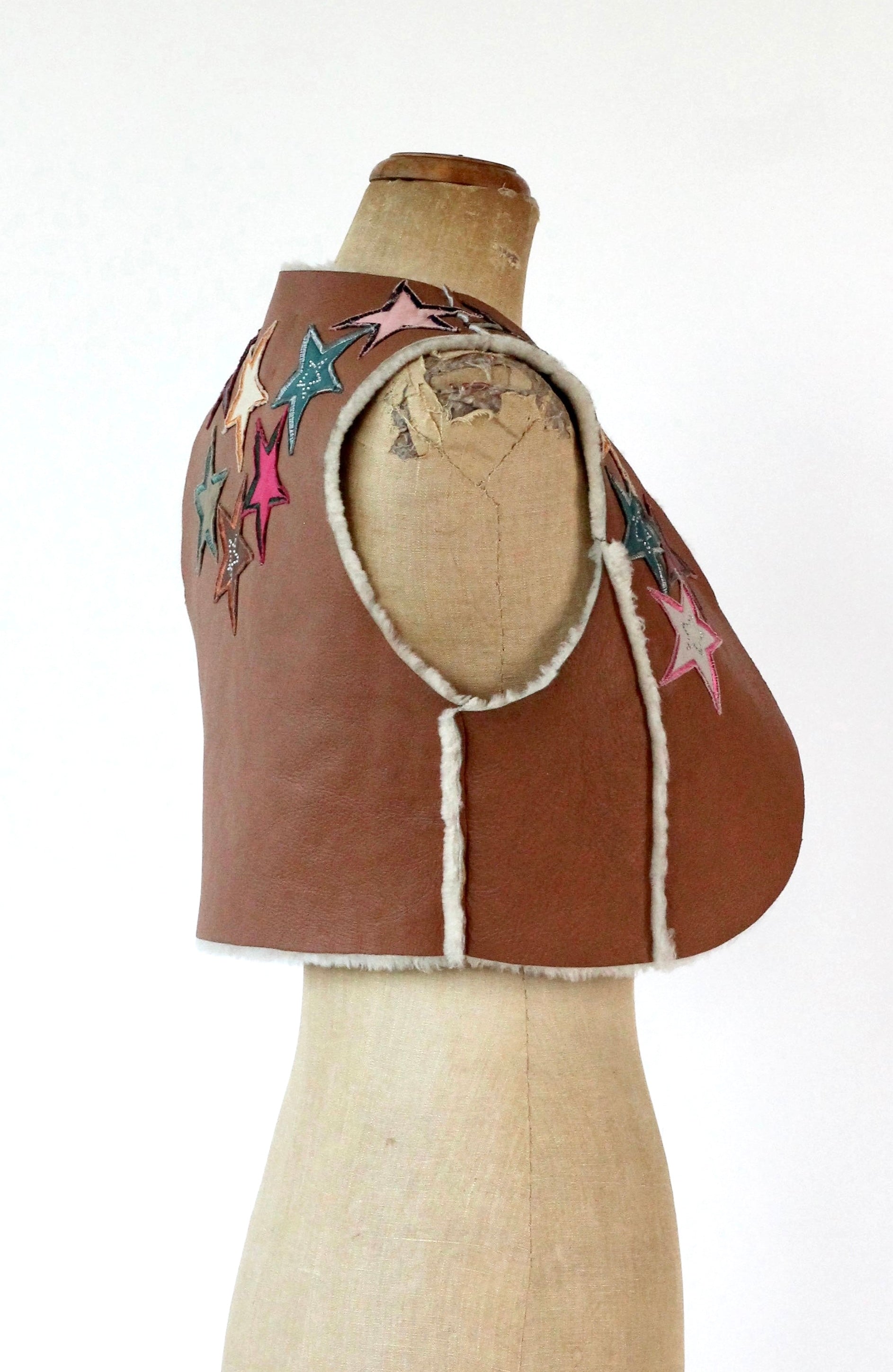 Y2K Vintage Brown Leather Vest with Star Applique //Size M