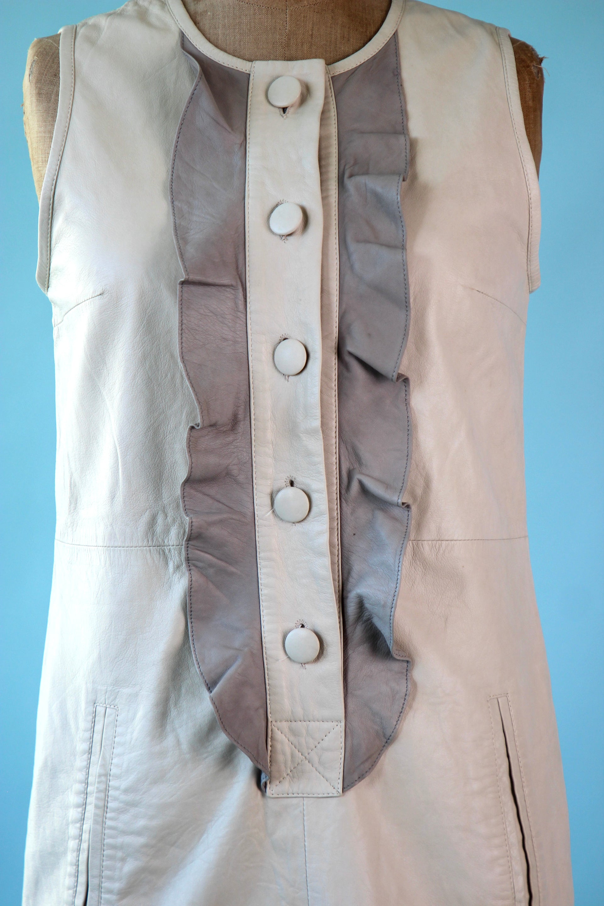 Vintage Baum und Pferdgarten Ivory Shift Leather Dress // Size EU 38