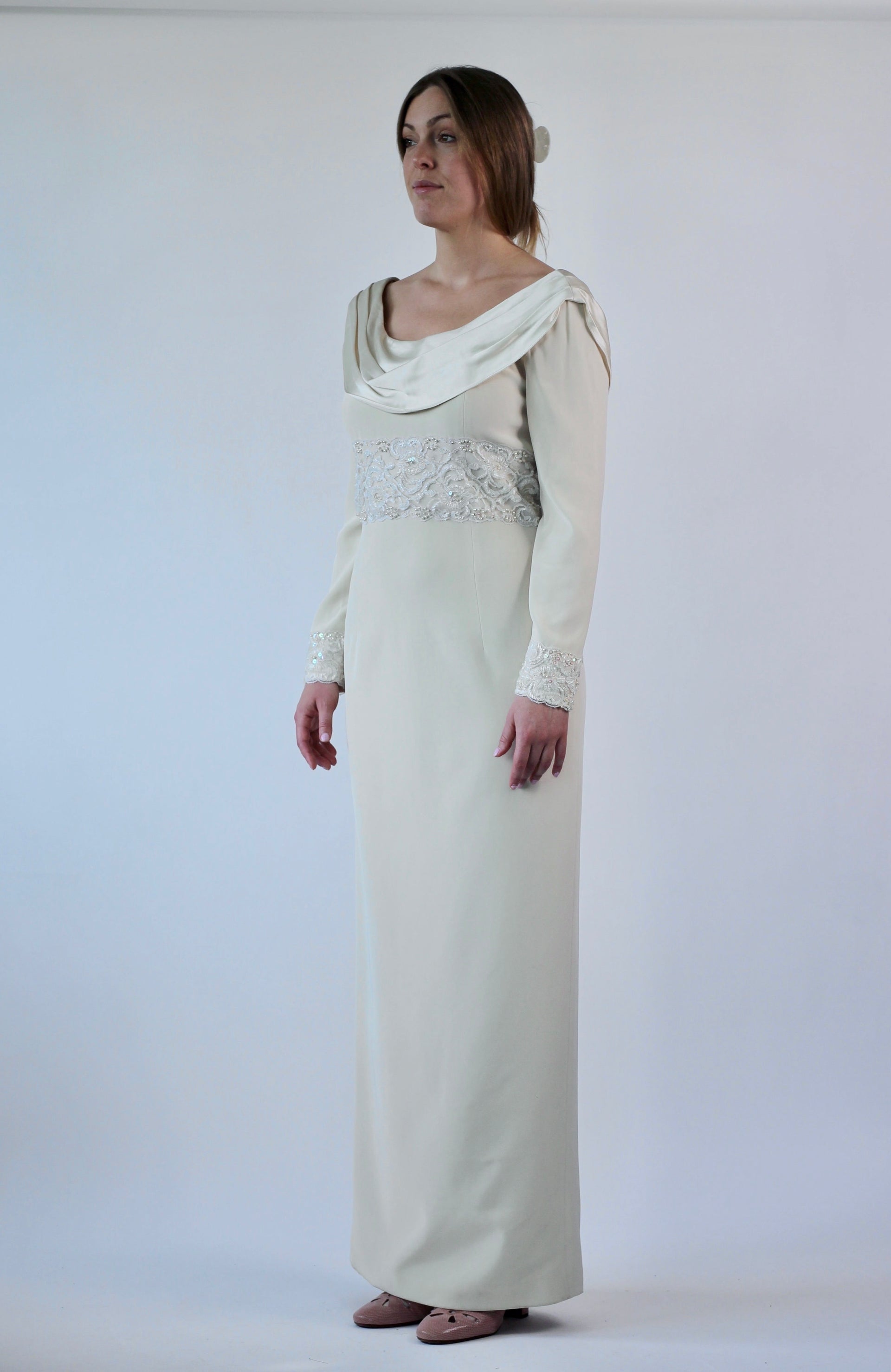 Black Tie Olga Cassini Classic Cream Long Bridal Sheath with Shawl Collar//Beaded Sequins Band//Column//Size M