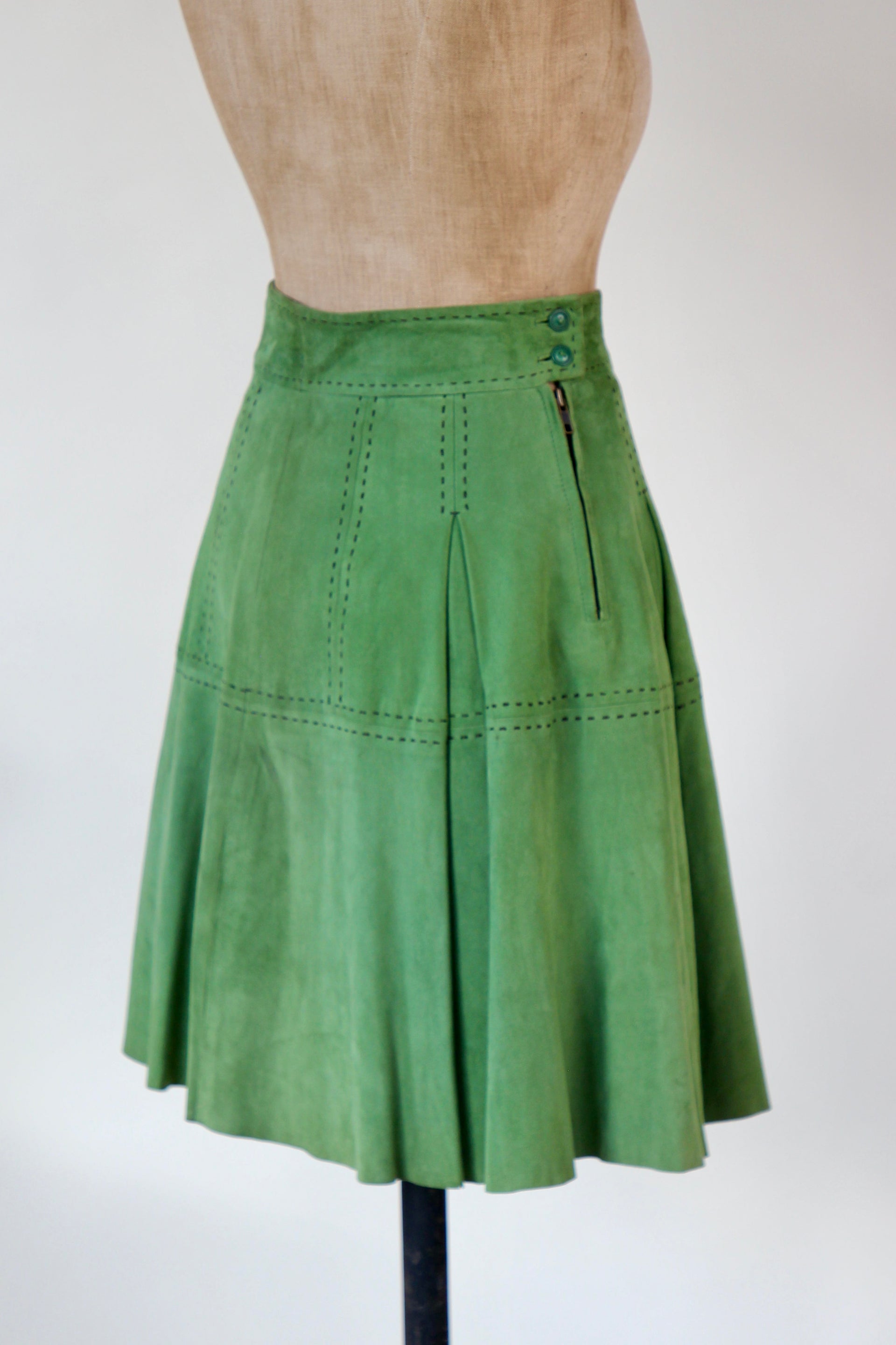 Vintage Green Suede Skirt with Black Stitches // Size XS/S
