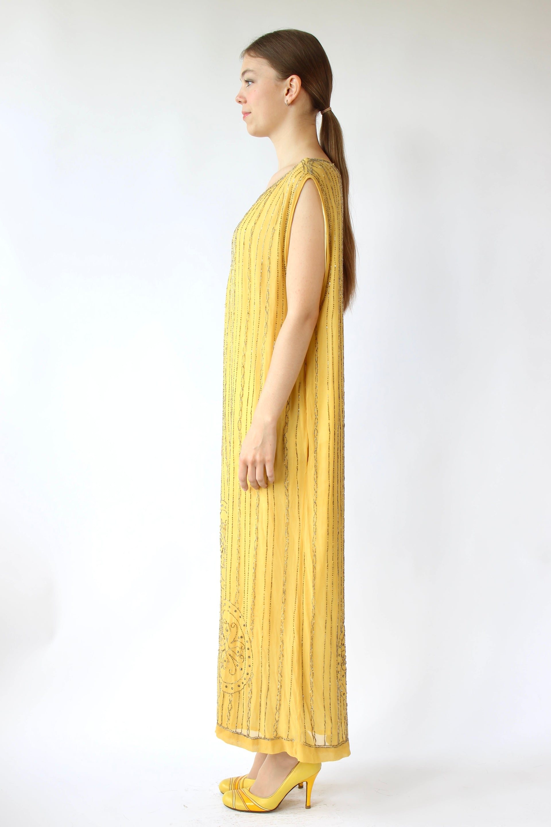 1920s Vintage Yellow Silk flapper Dress // Size S/M