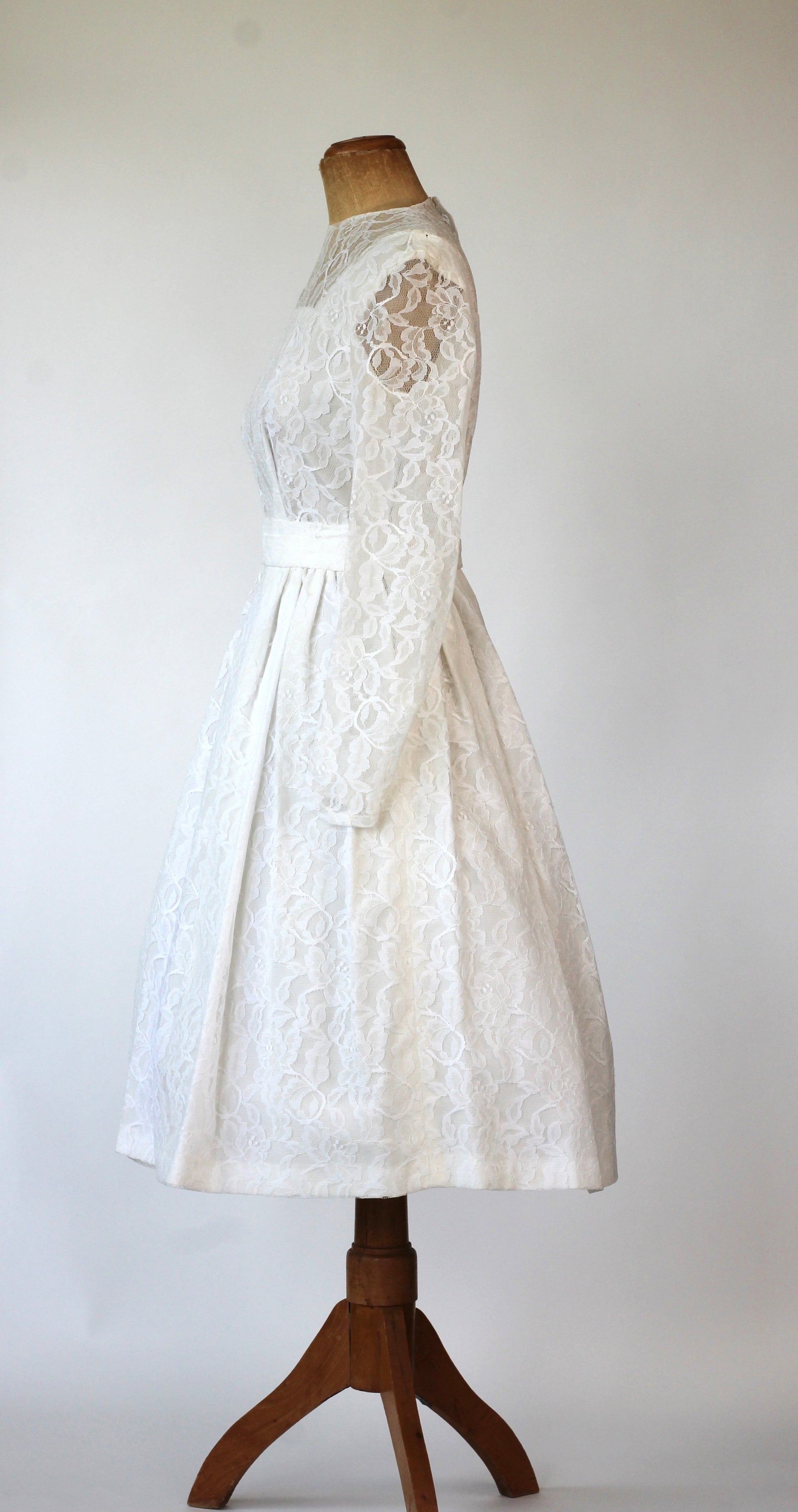 1960s White Lace Dress//Size S