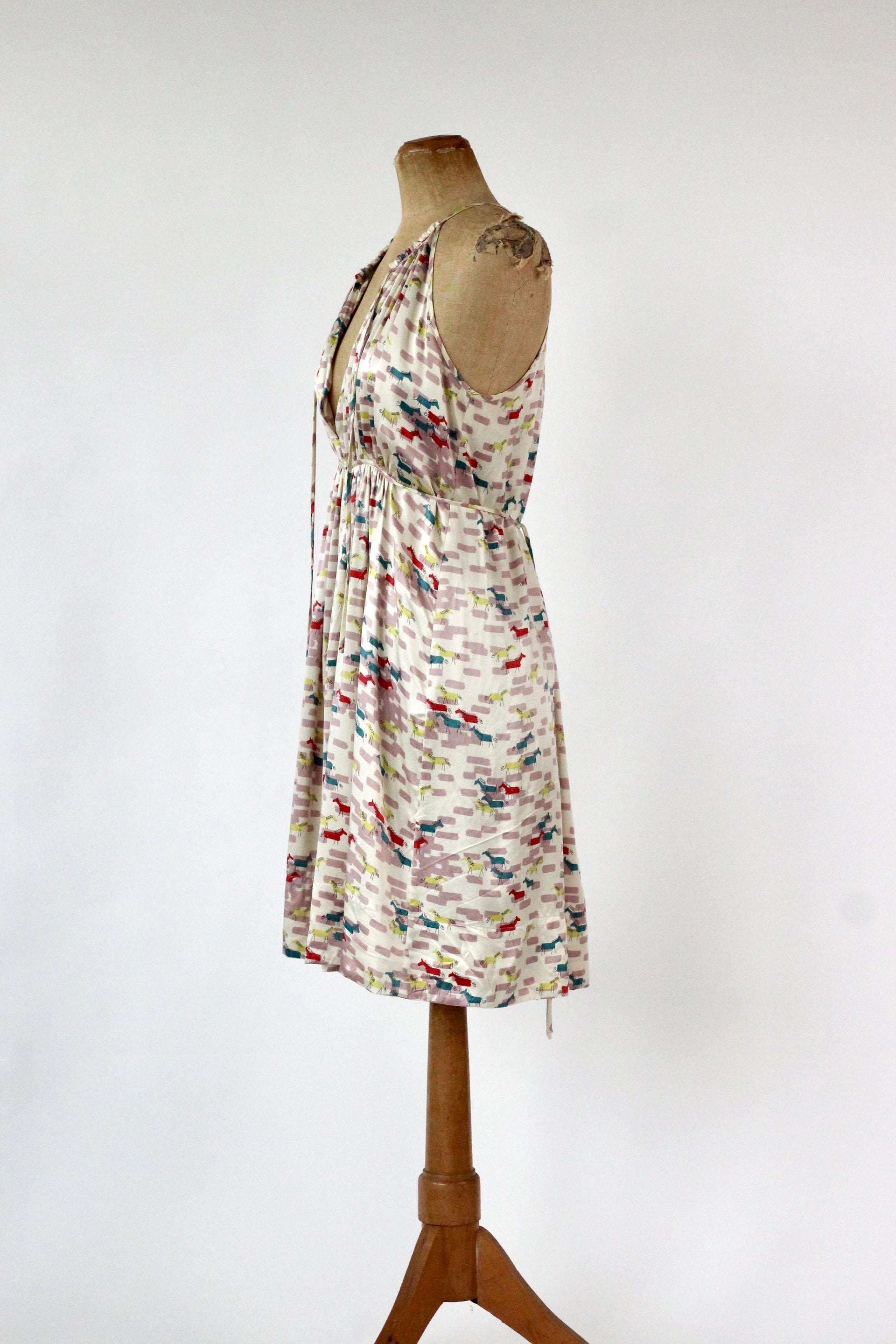 Vintage White Silk Dress with Abstract Horse Print// Danish Design//Size M/L