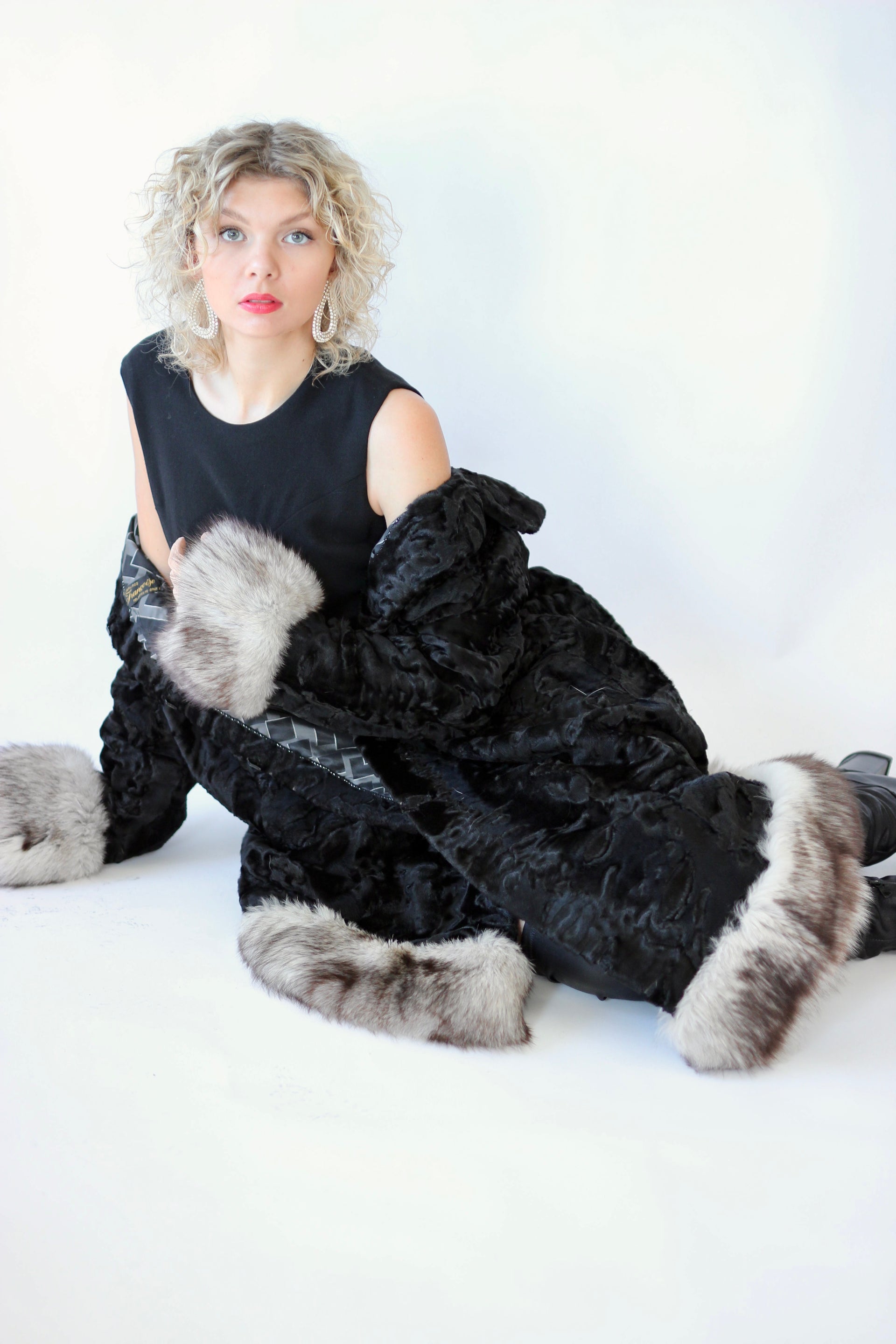 1950s Vintage Black Lamb Fur Coat // Size L/XL