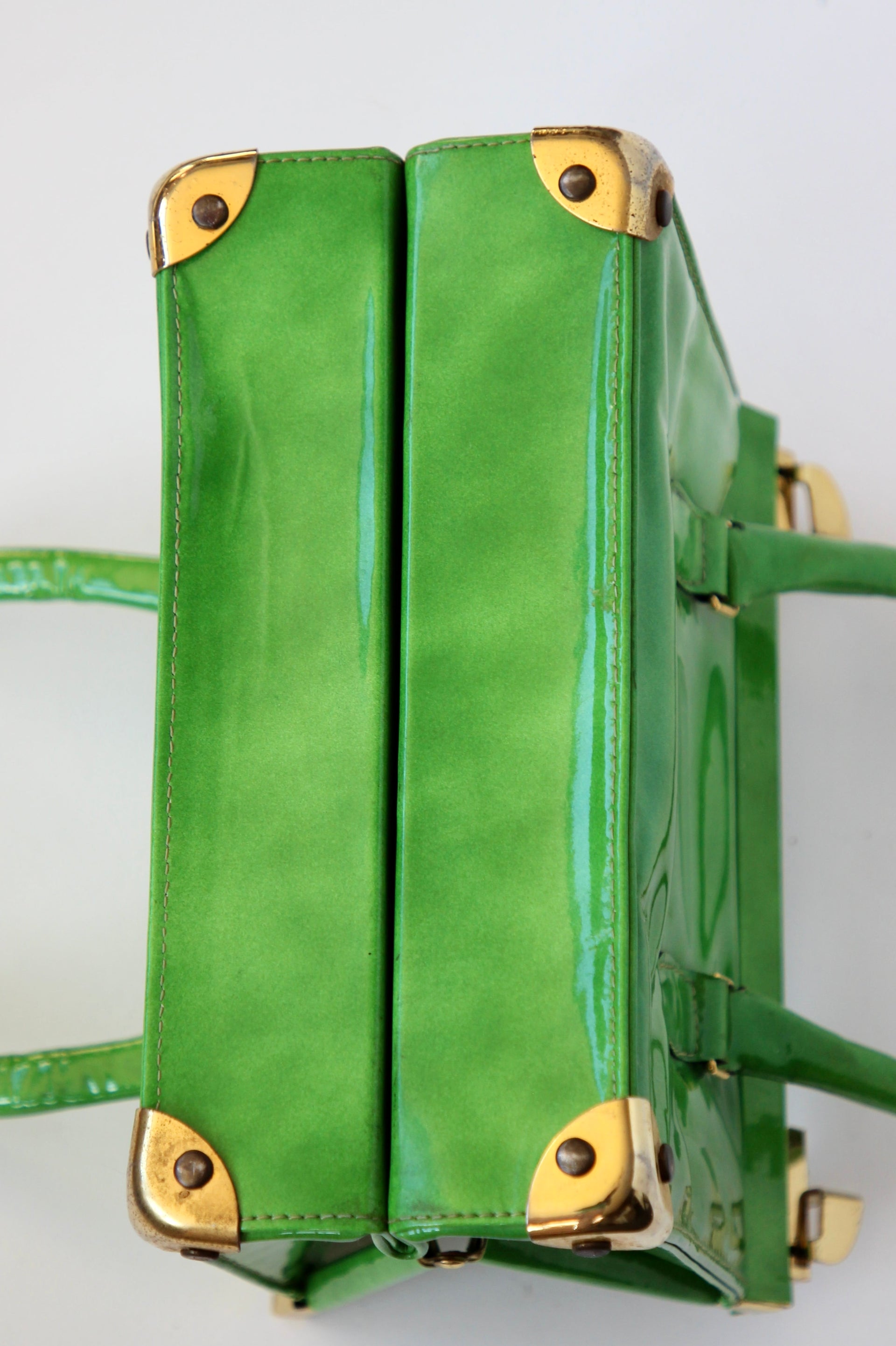 1960s Vintage Green Vinyl Purse / Top Handle Bag
