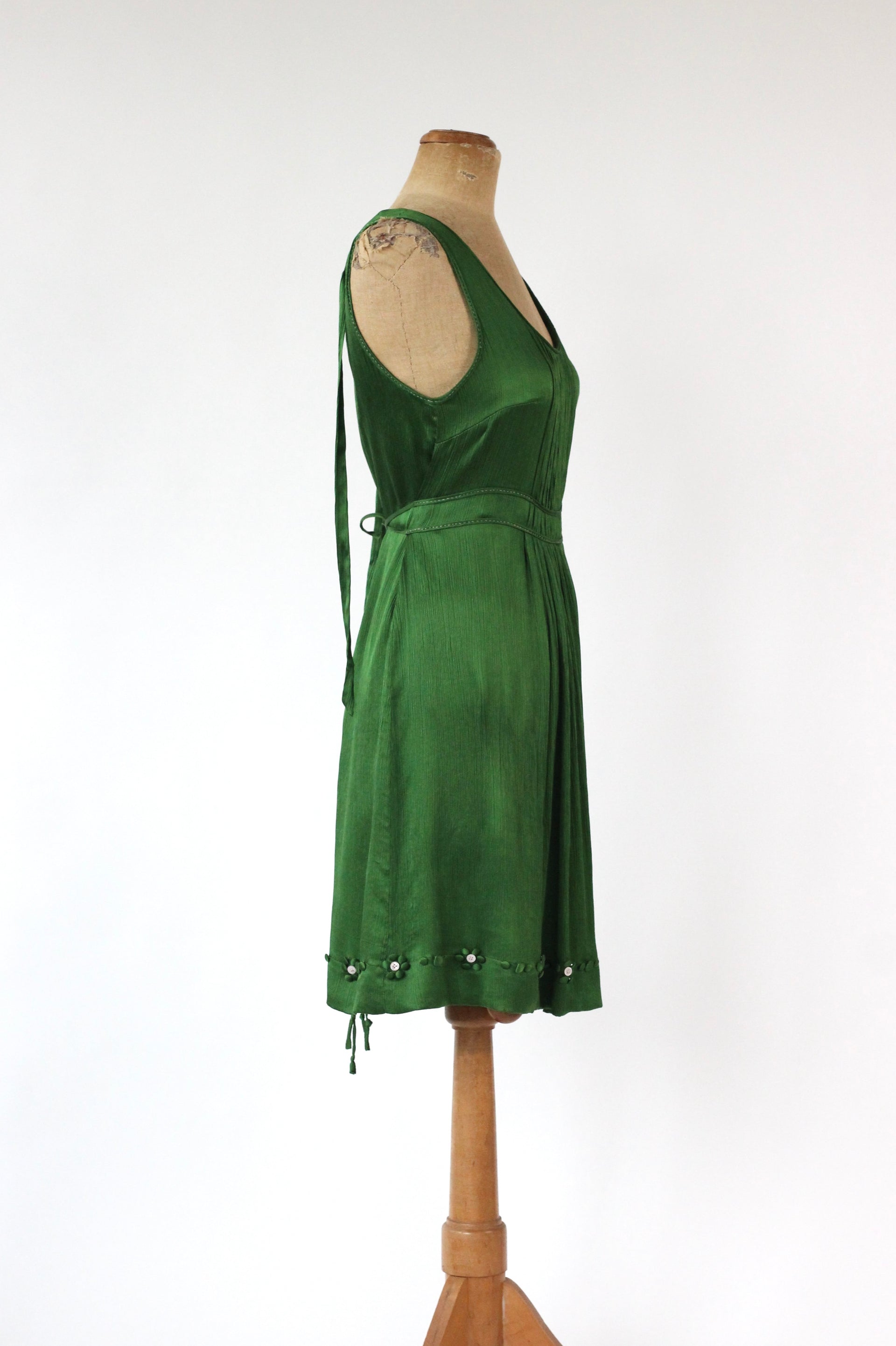 Vintage Green Silk Dress//Danish Design//Size M/L