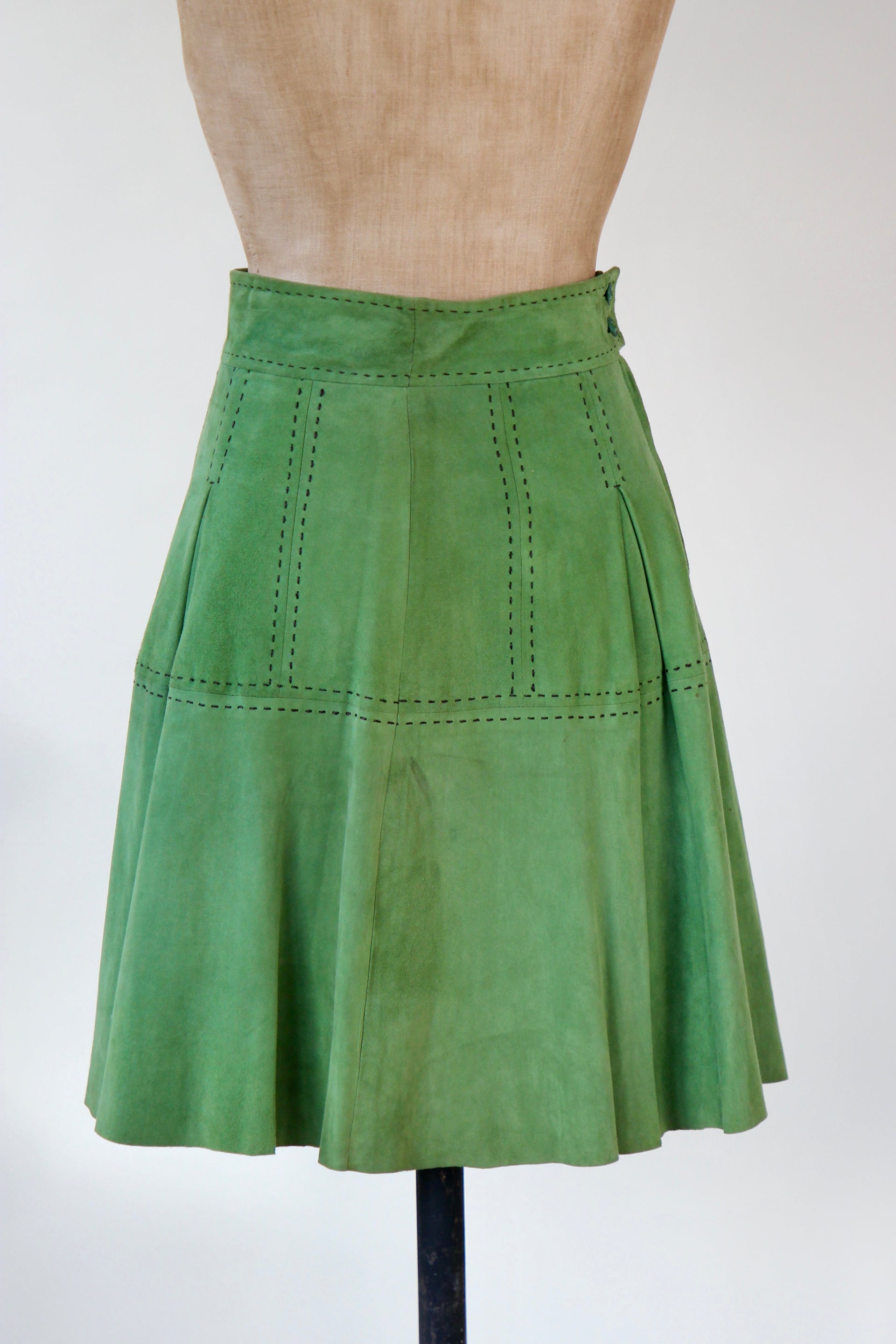 Vintage Green Suede Skirt with Black Stitches // Size XS/S