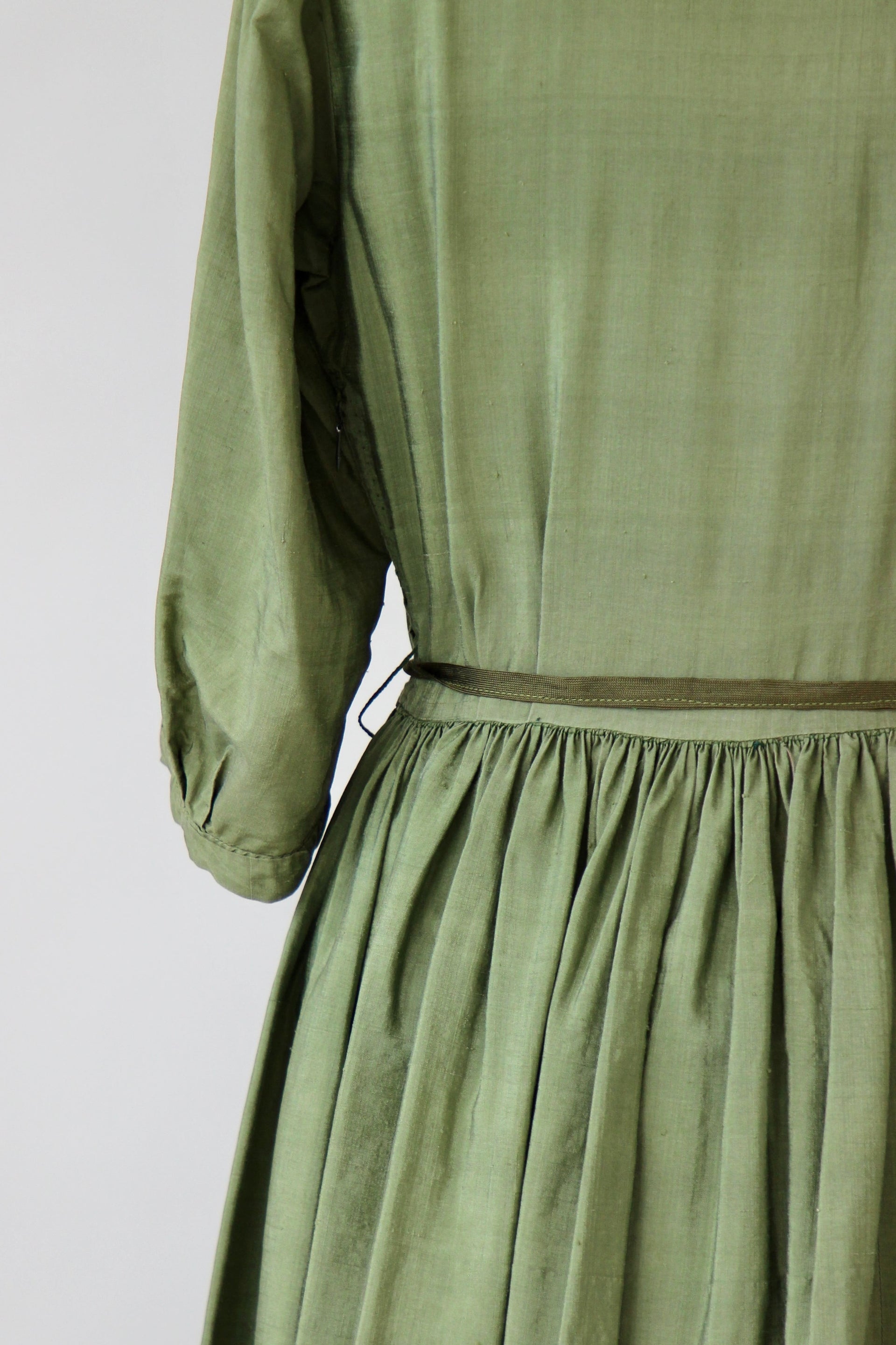 1970s Green Silk Designer Shirt Dress//Size S/M