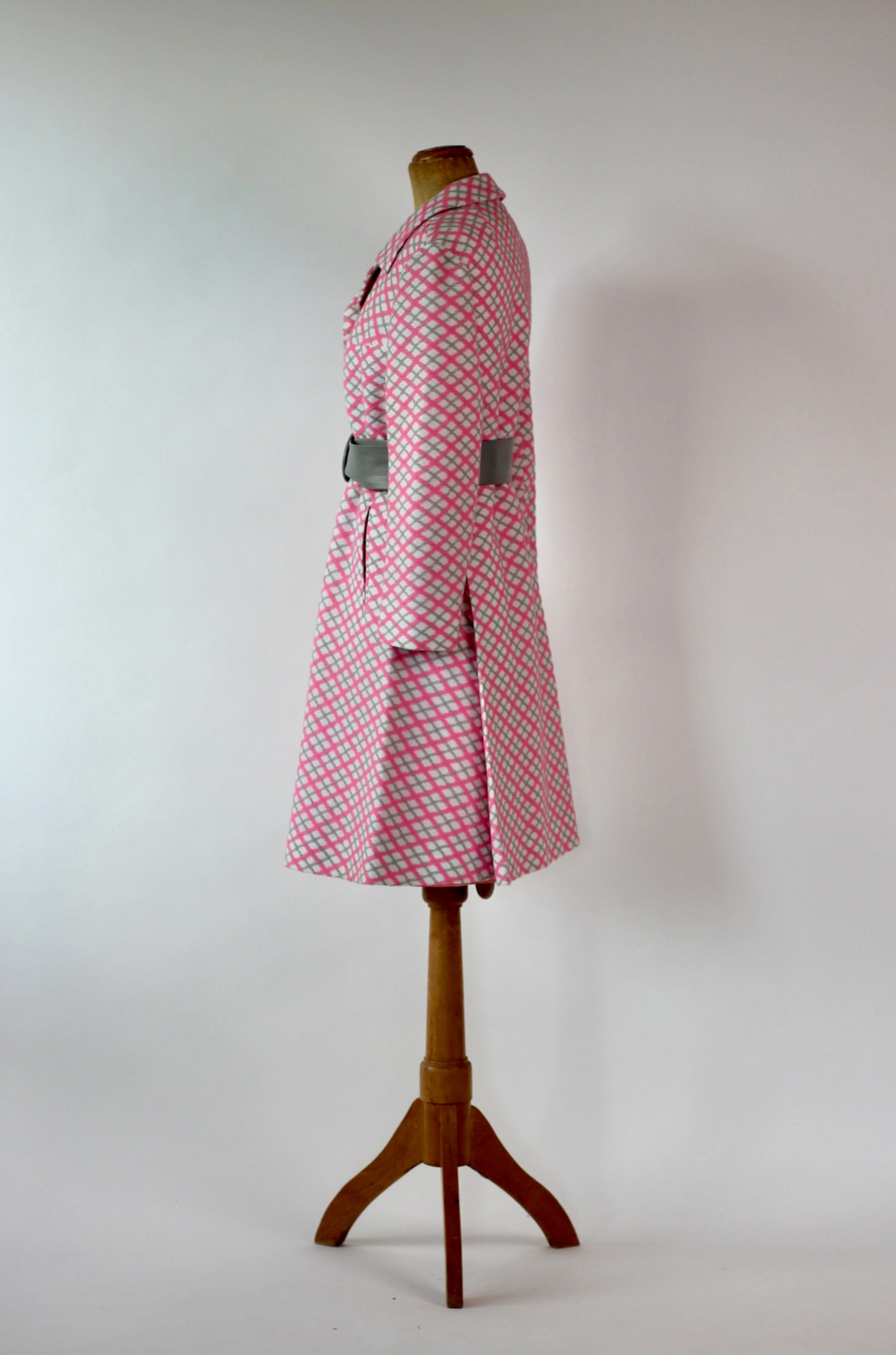 1960s Designer Mod Coat in Harlequin Pattern // Size L