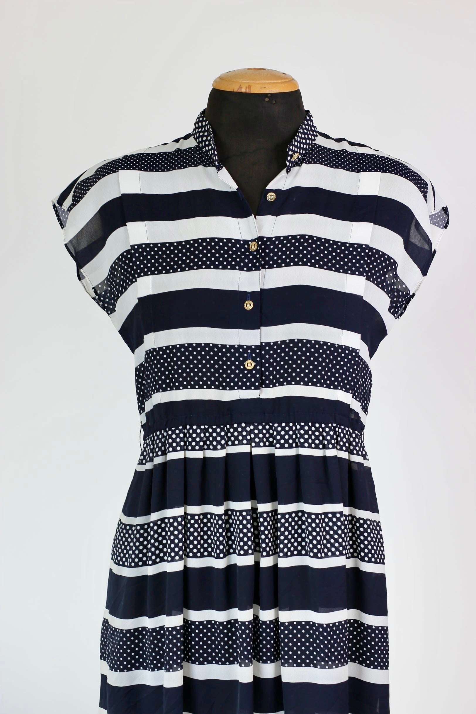 Vintage White and Navy Blue Dress//Size L