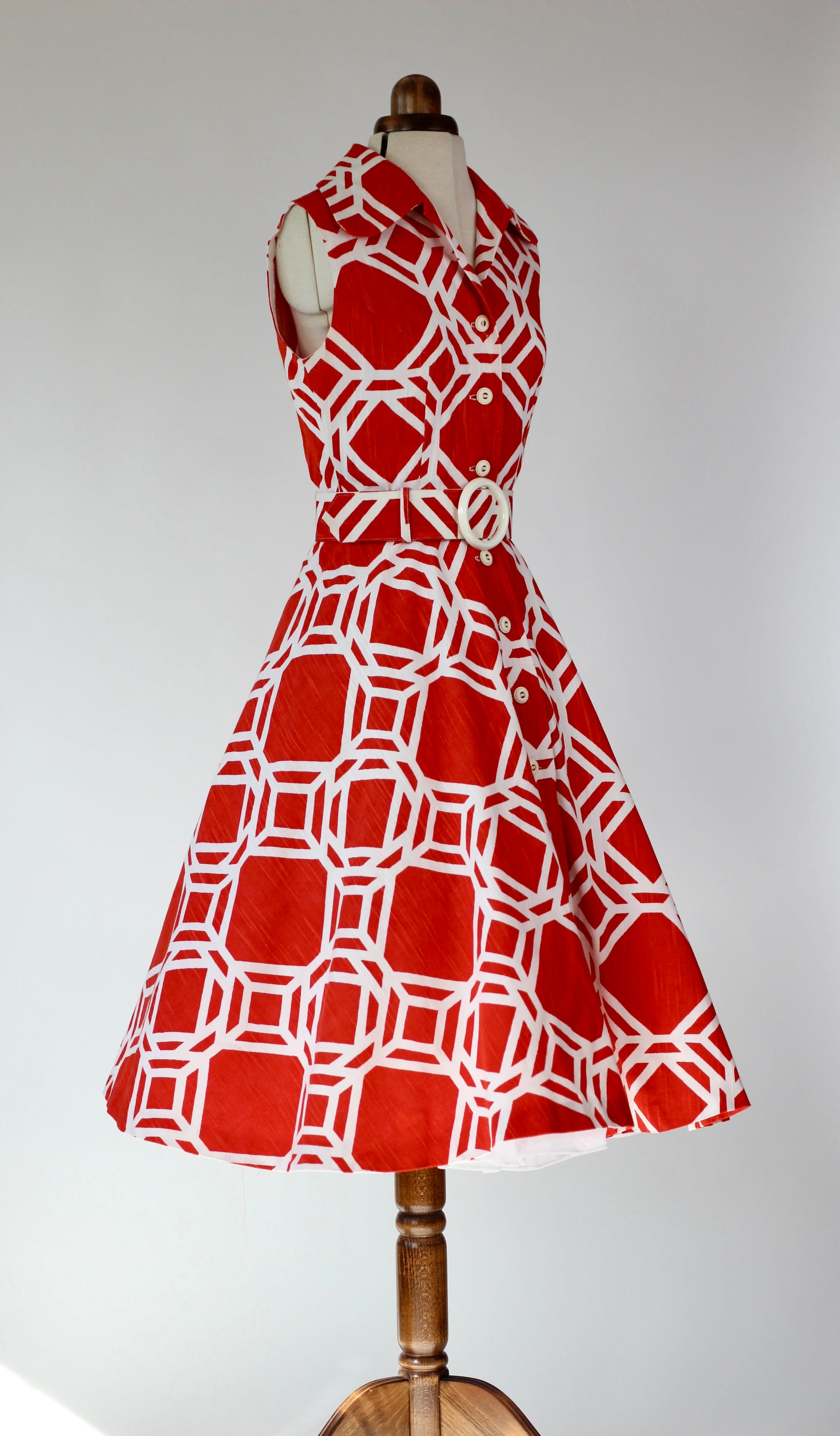 1960s Red/White A Line Belted Cotton Dress//Size M