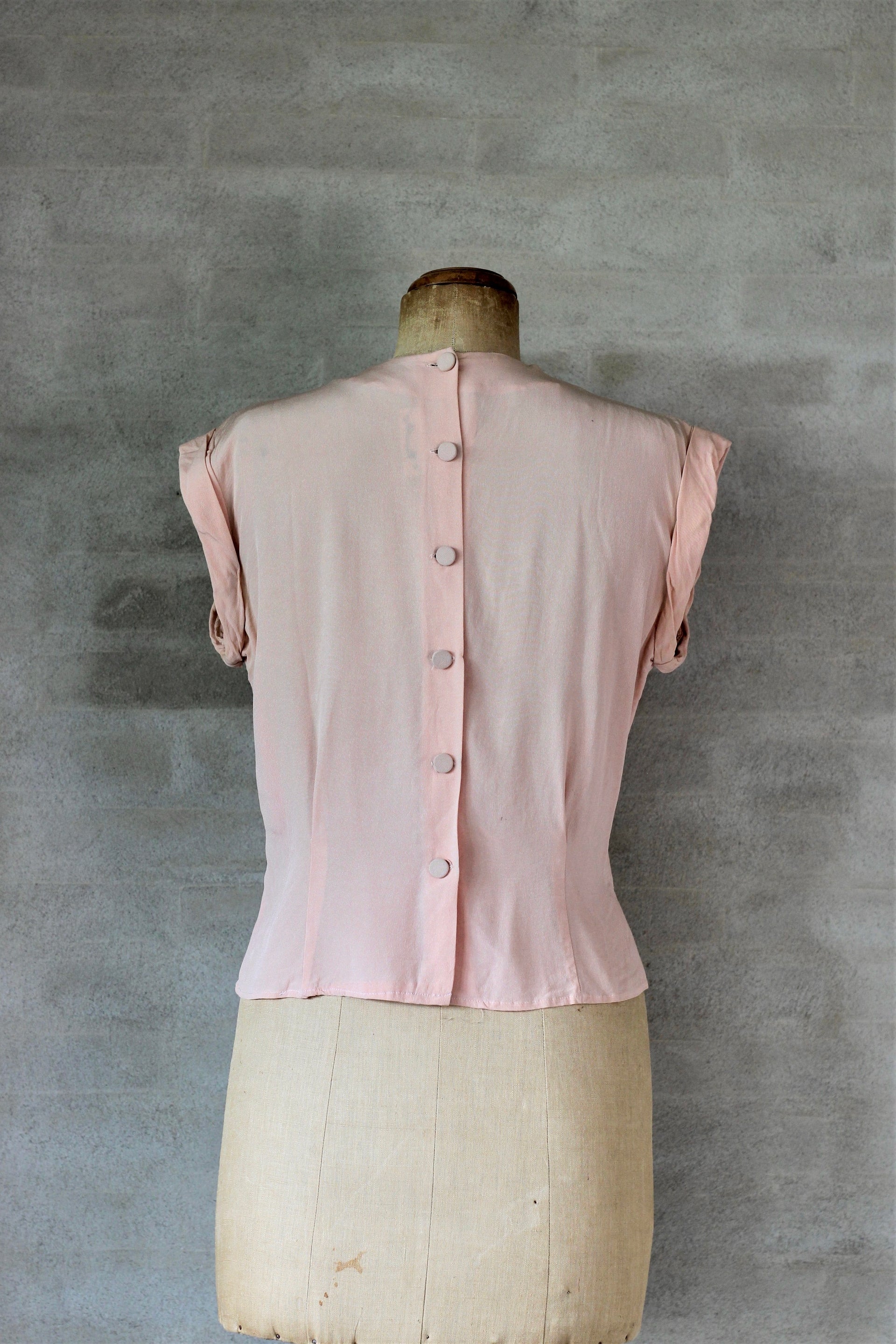 1940s Pale Pink Silk Blouse//Size S/M