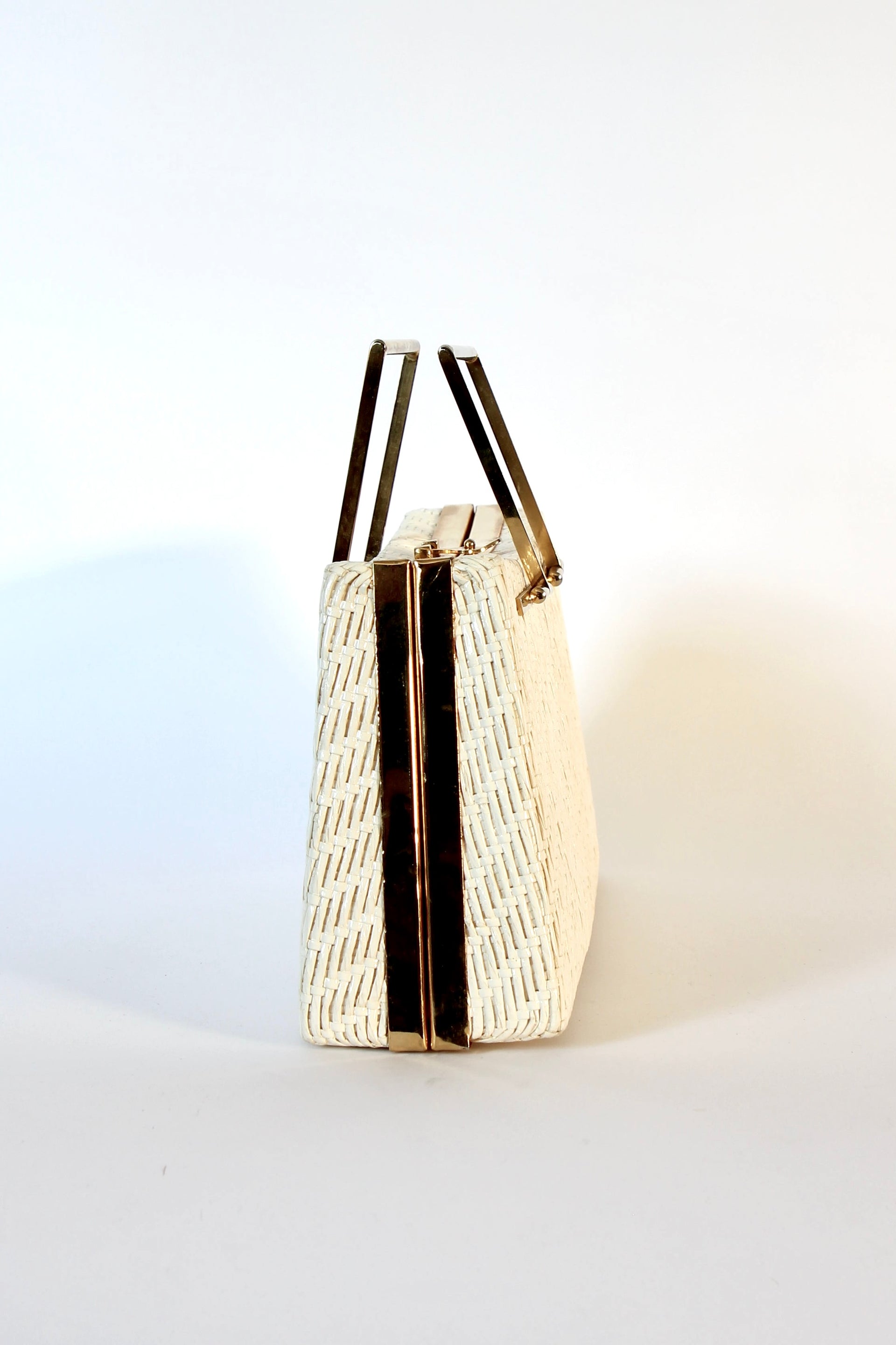 1960s Ivory Straw Top Handle Bag / Purse