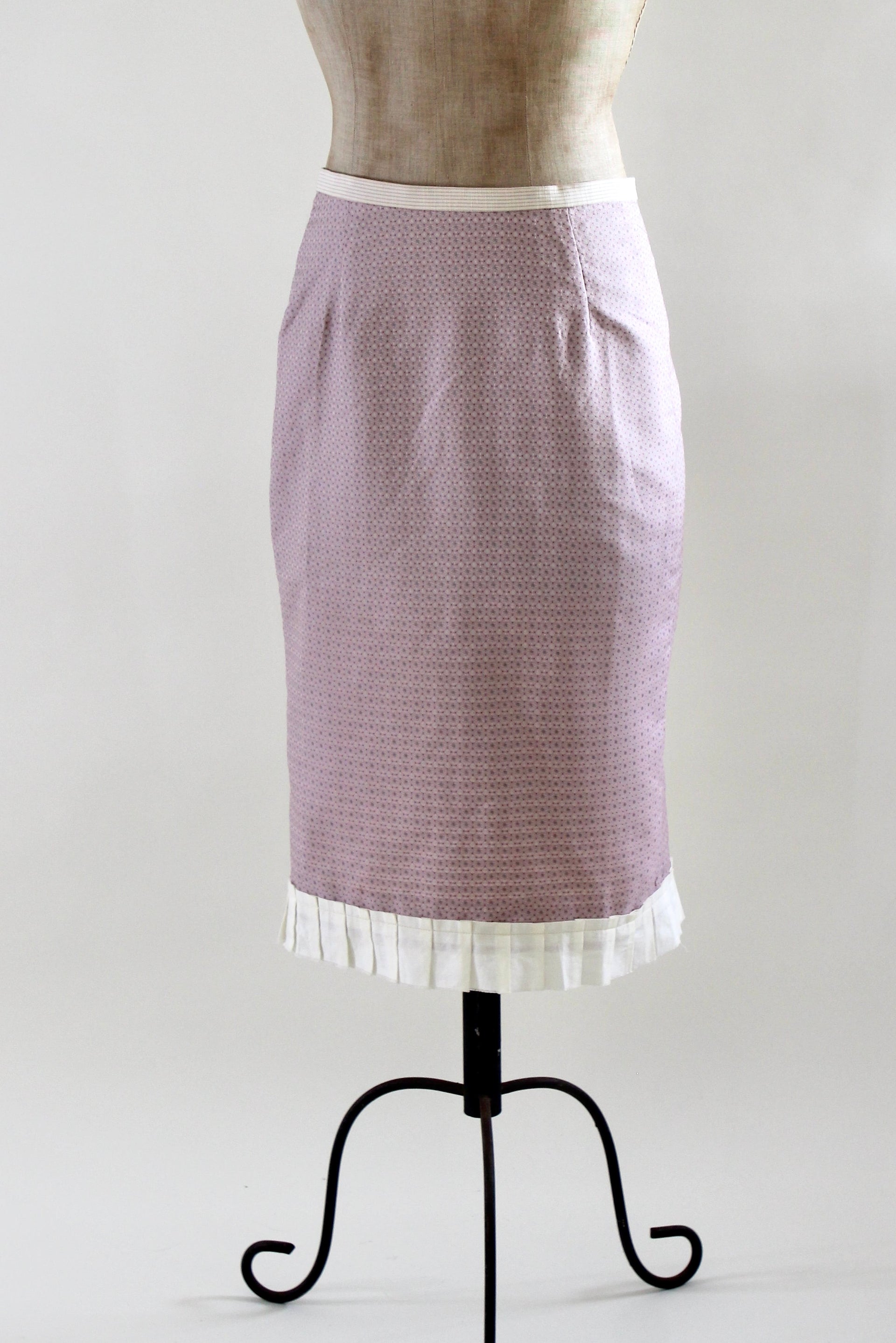 Late 1990s Vintage Rose Pencil Skirt // Danish Design // Size S/M