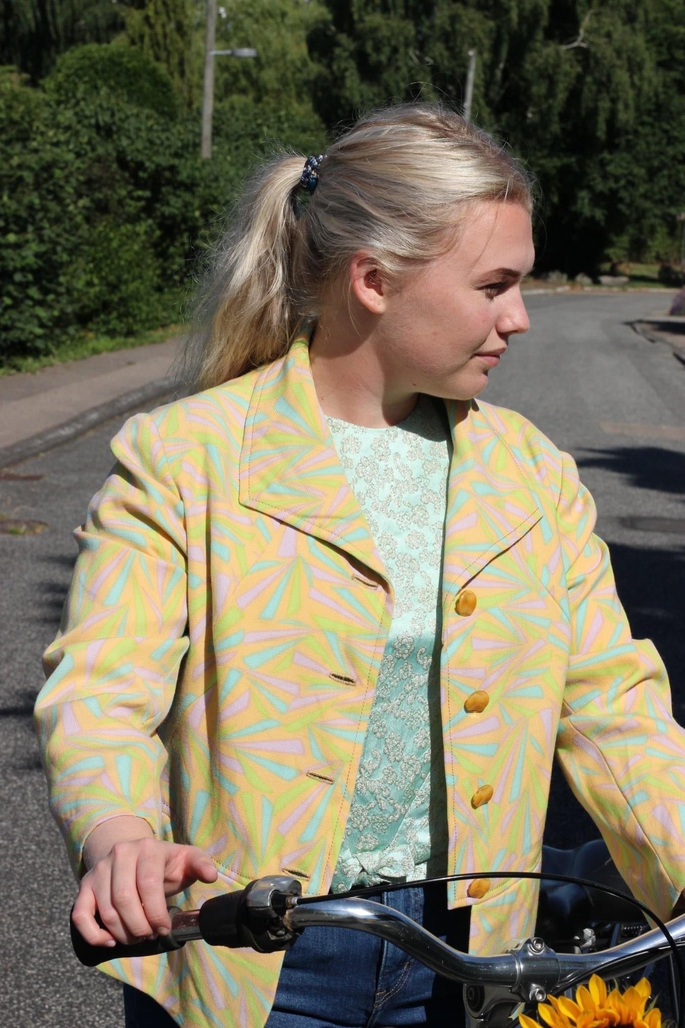 1960s 1970s Peplum Jacket/Psychedelic Yellow/Size L.