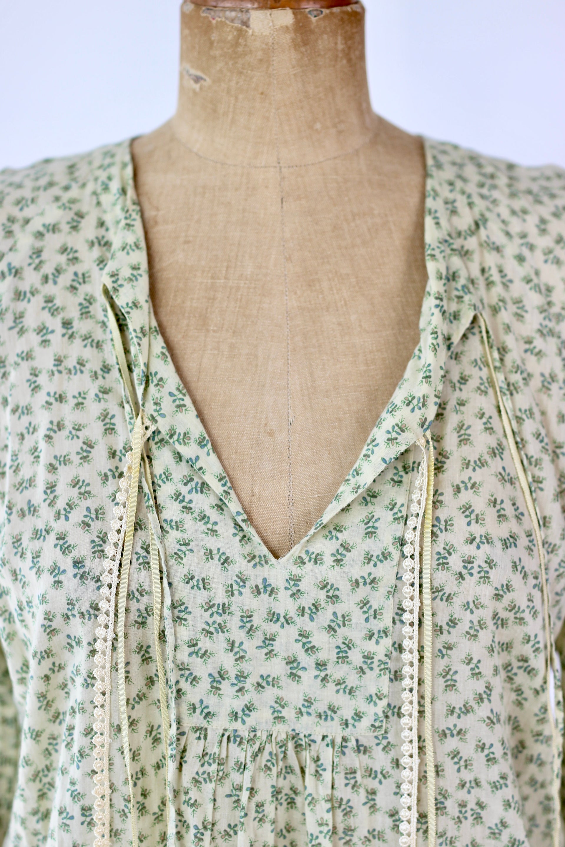 Y2K Vintage Yellow Floral Cotton Blouse//Danish Design//Size M