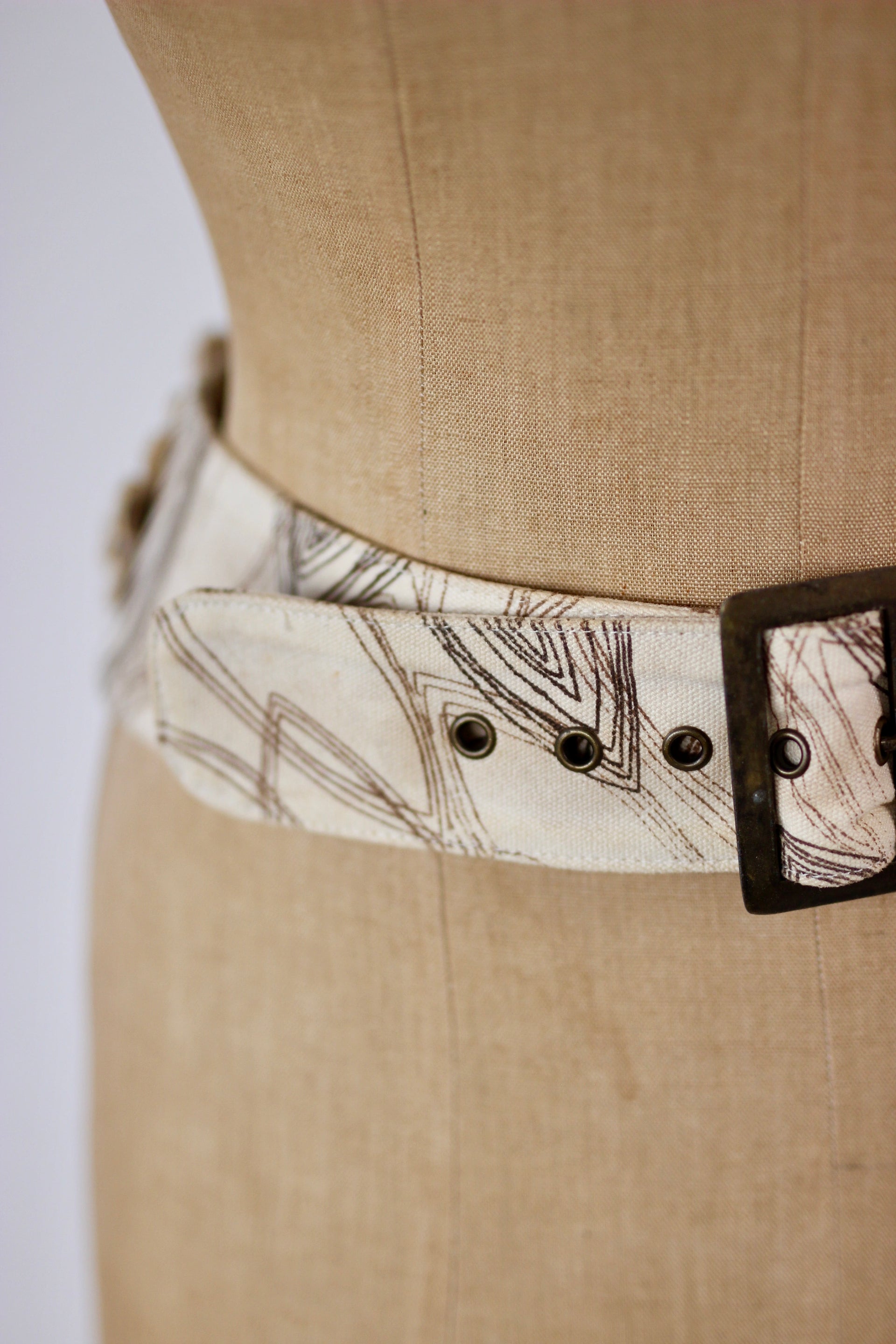 Vintage Y2K Cotton Belt with 3D Flowers // Size S/M